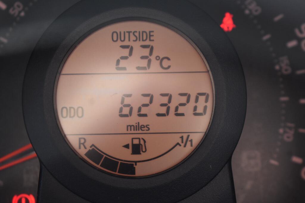 Toyota Aygo view 11