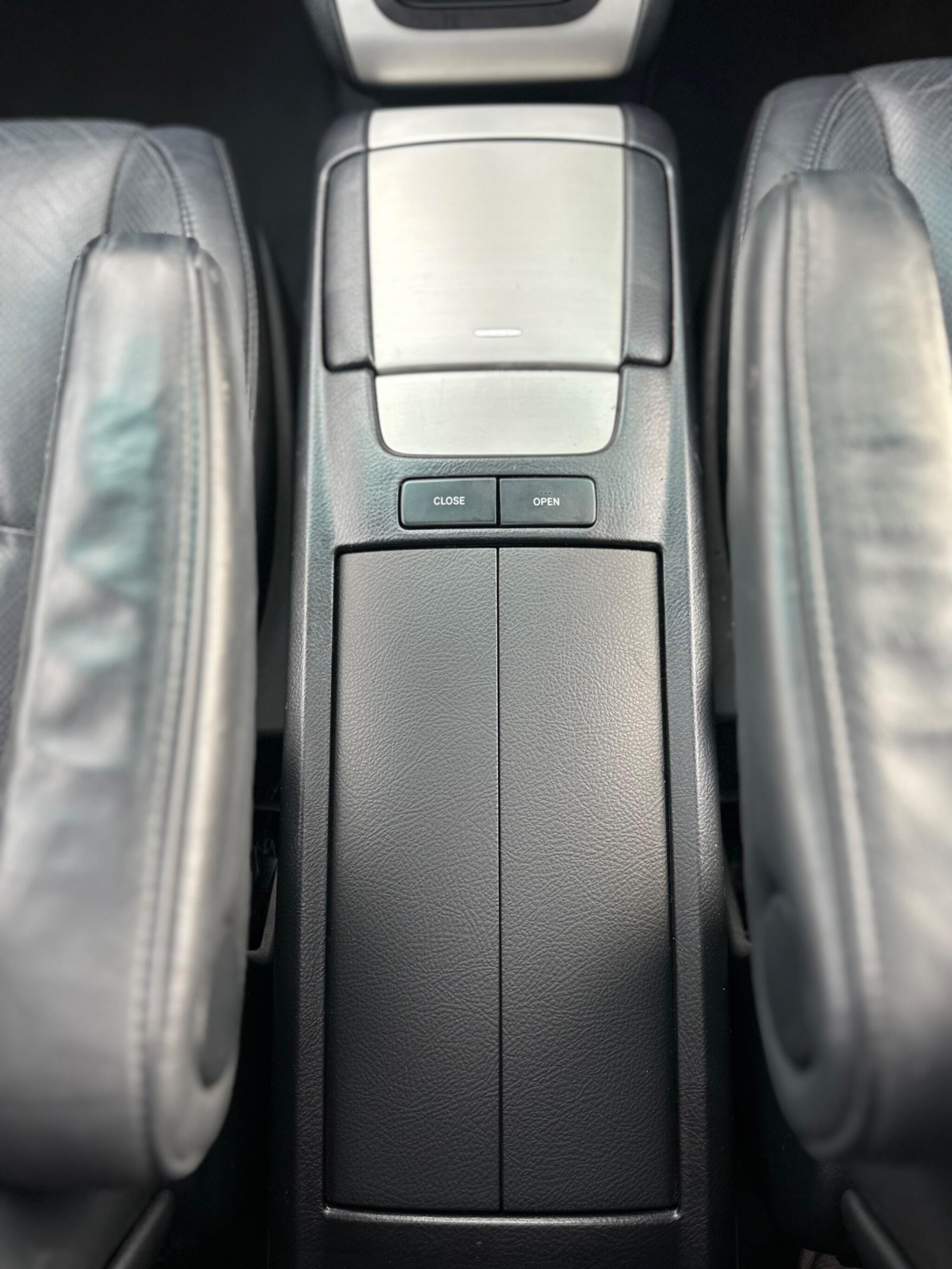 2009 Lexus RX image 29