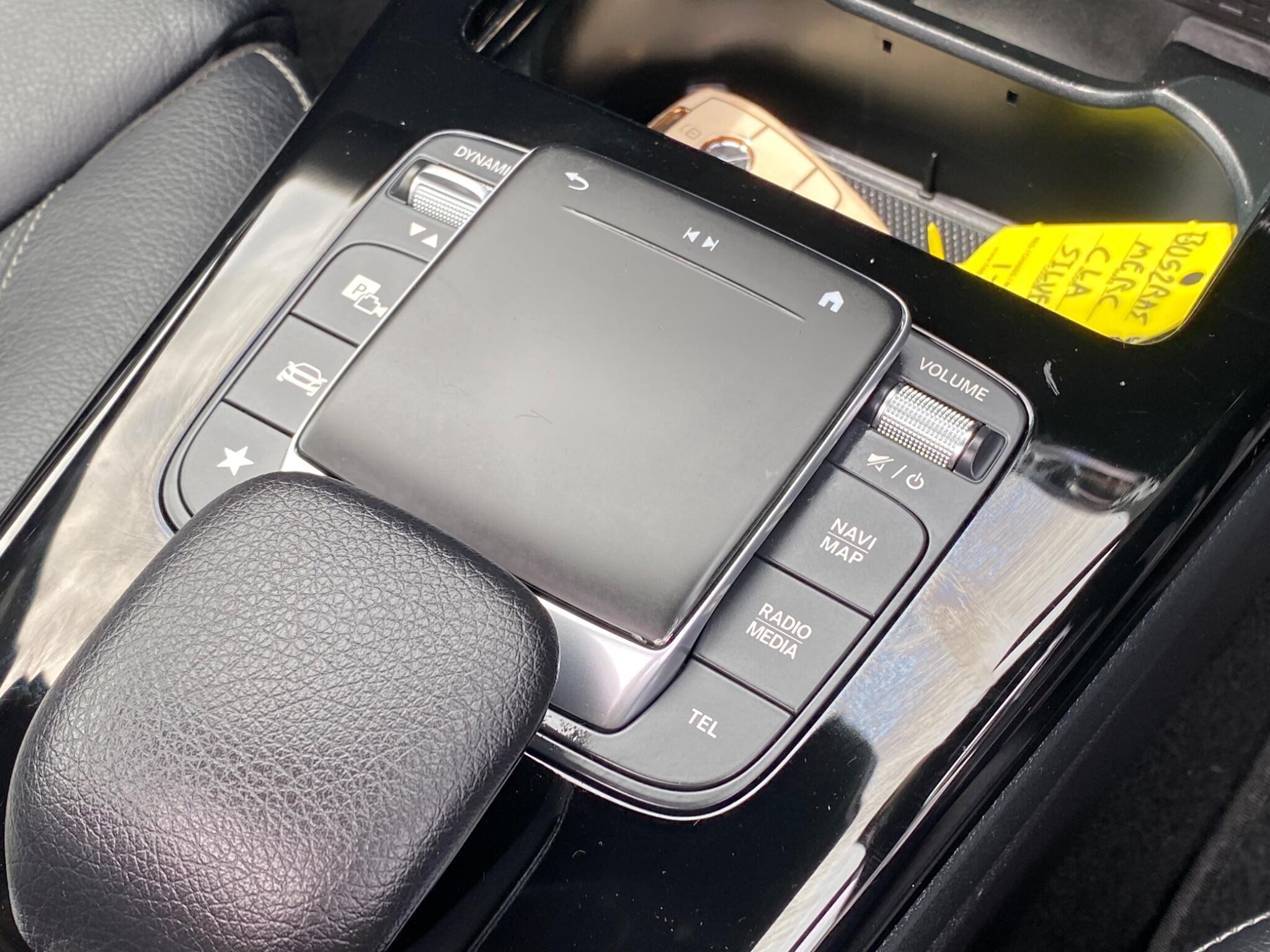 Mercedes-Benz Cla view 27
