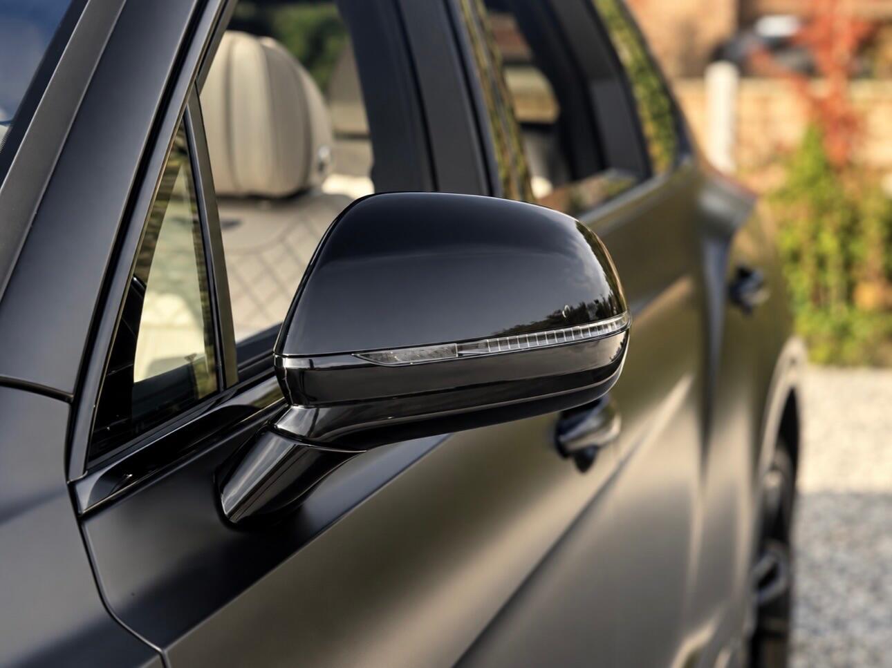 Bentley Bentayga view 85