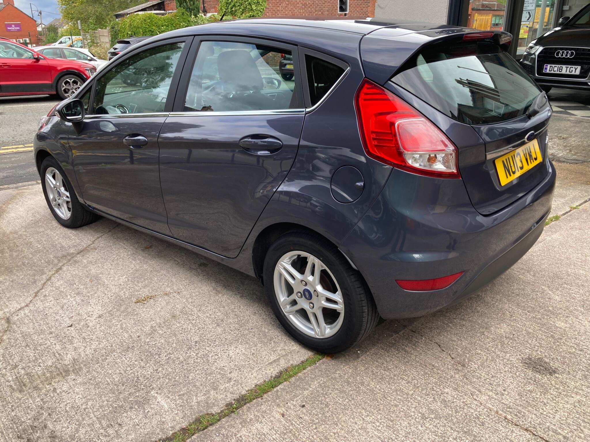 Ford Fiesta view 22