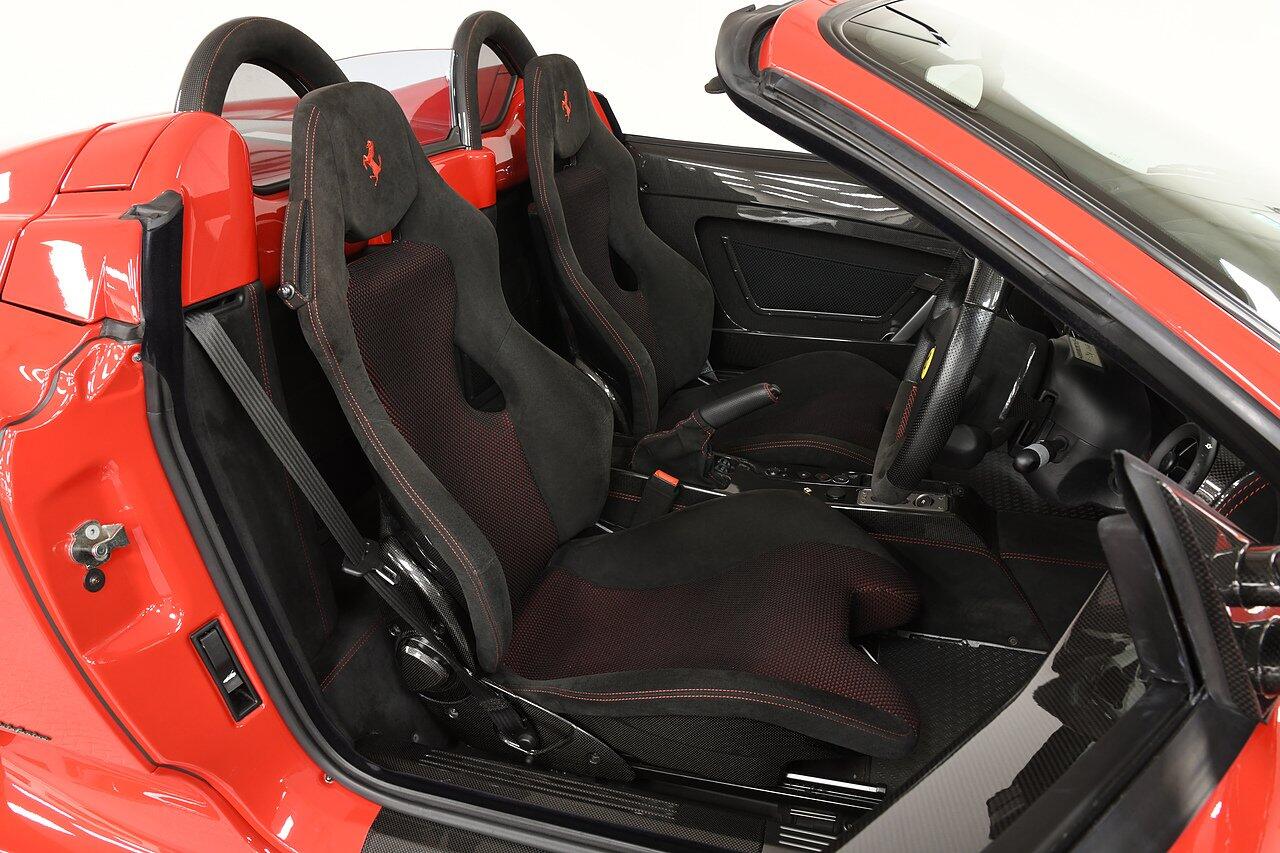 Ferrari F430 view 7