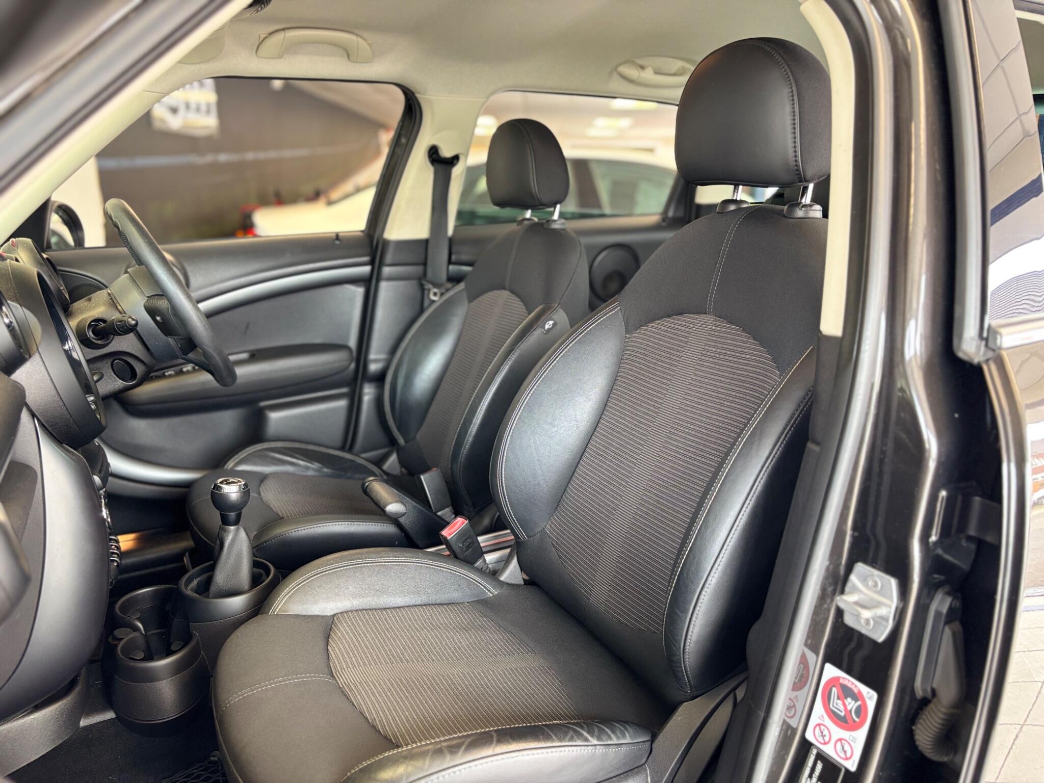 Mini Countryman view 26