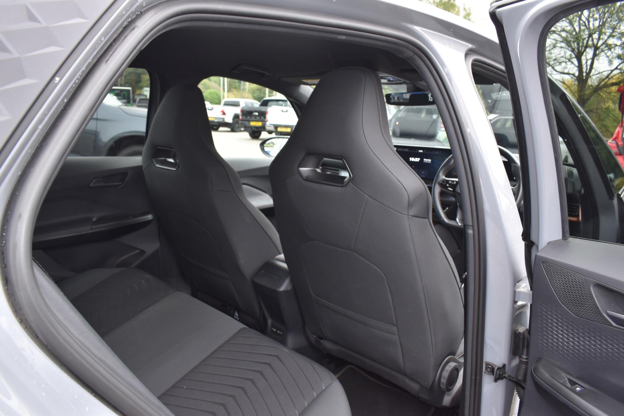 Born - 58kWh V2 Auto 5dr - Image 36