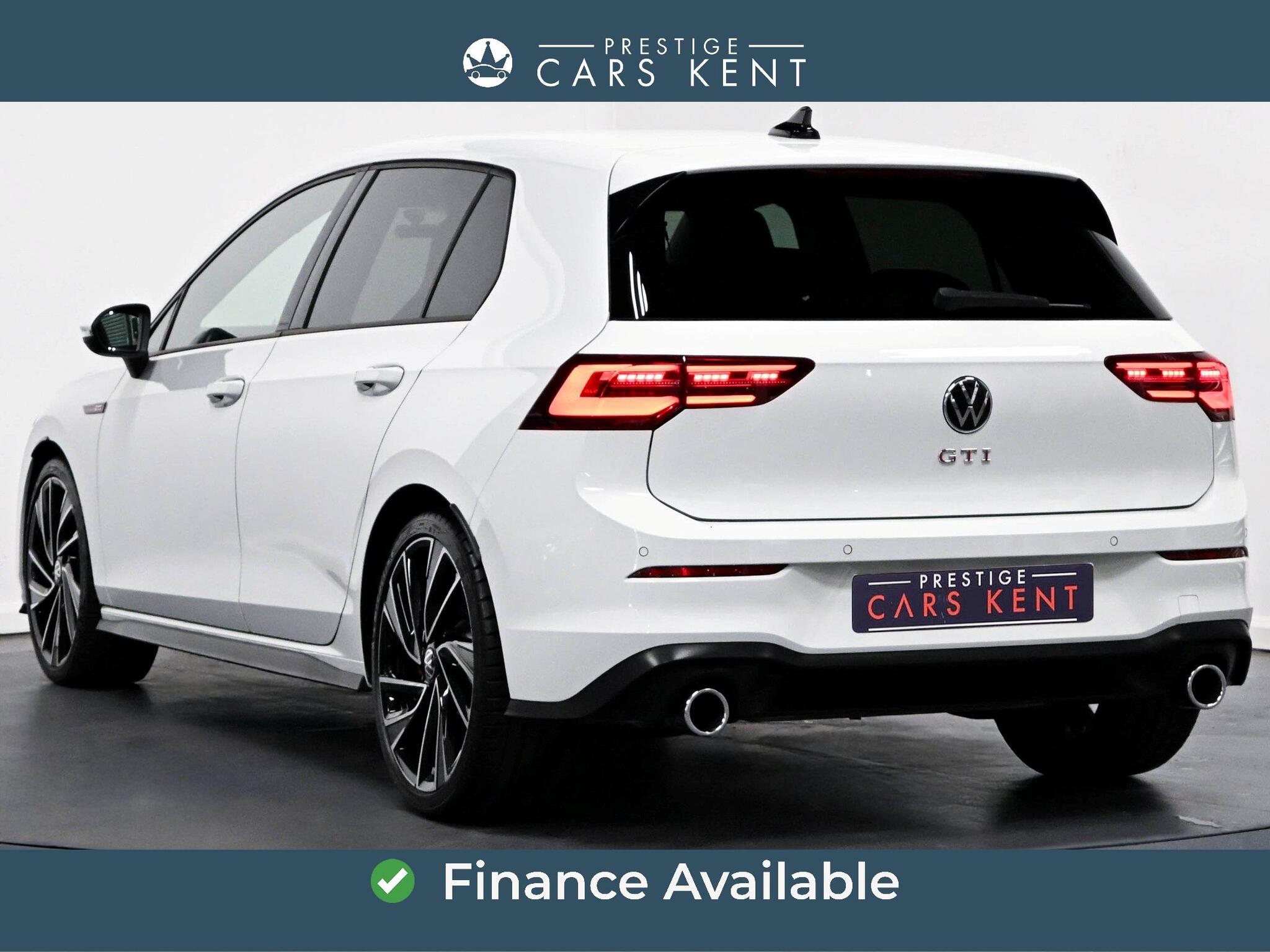 Volkswagen Golf view 3