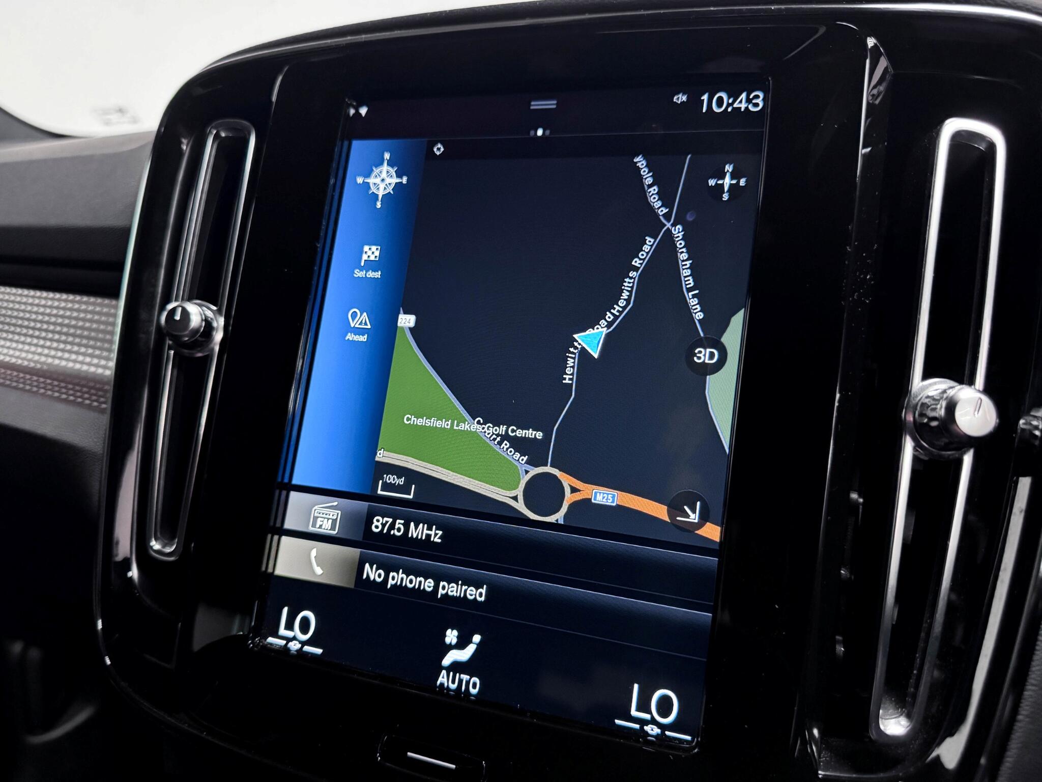 Volvo XC40 view 37