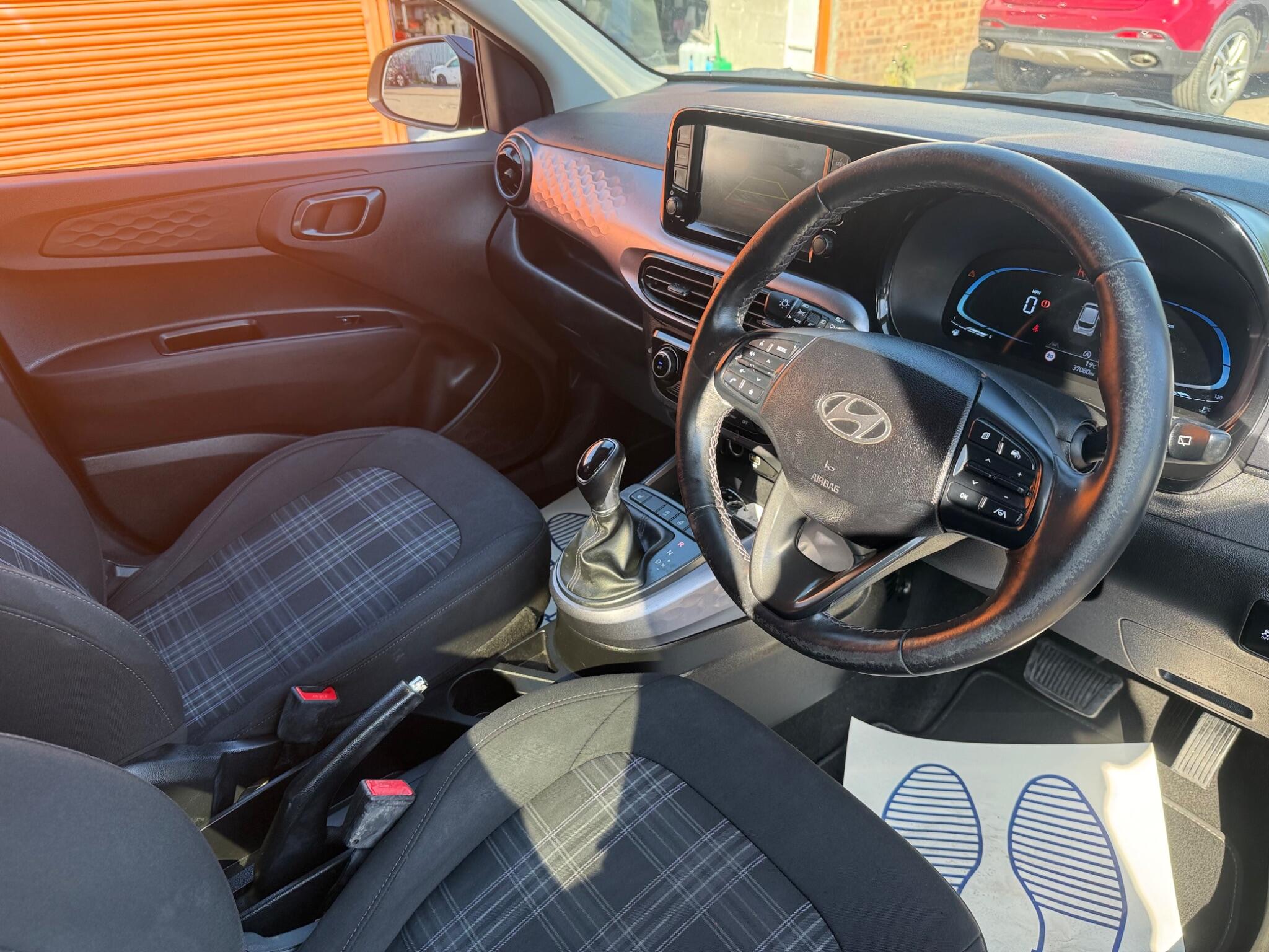 Hyundai I10 view 17