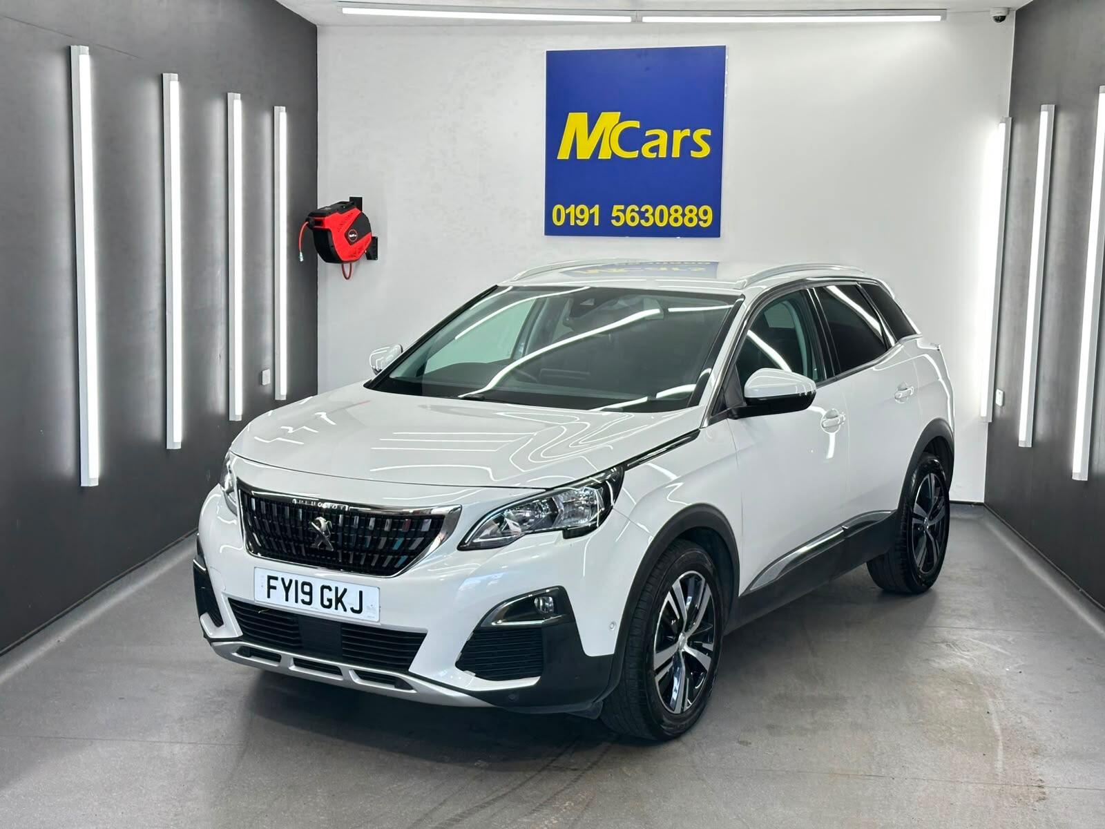 Peugeot 3008 view 9