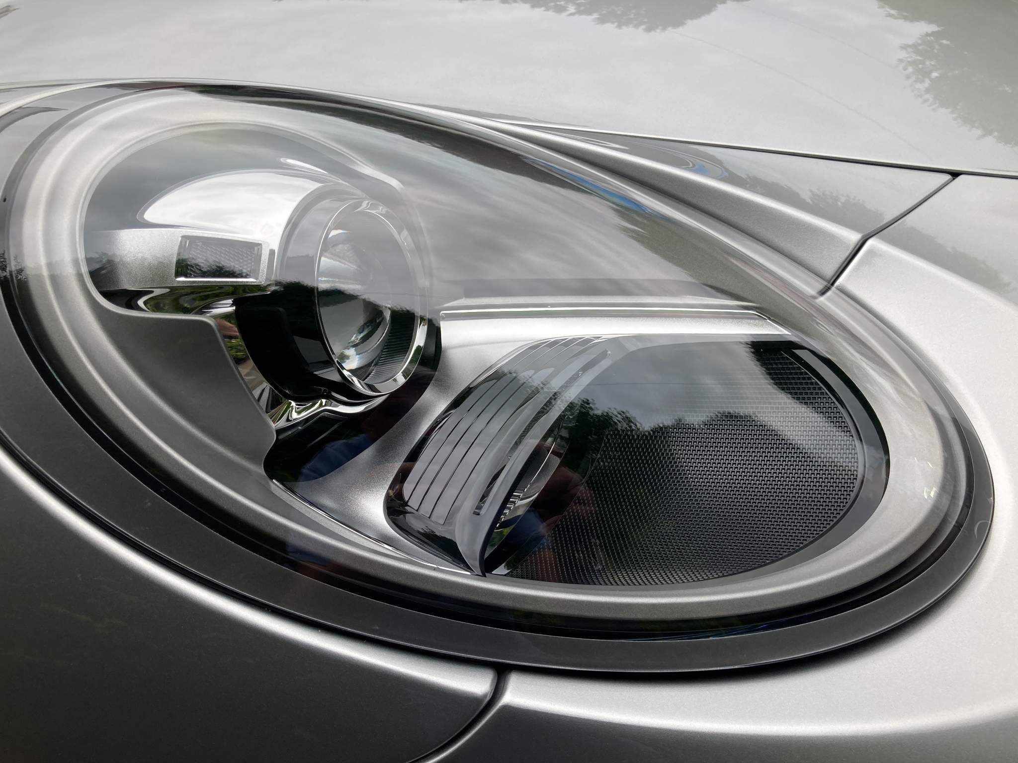 Porsche 911 view 49