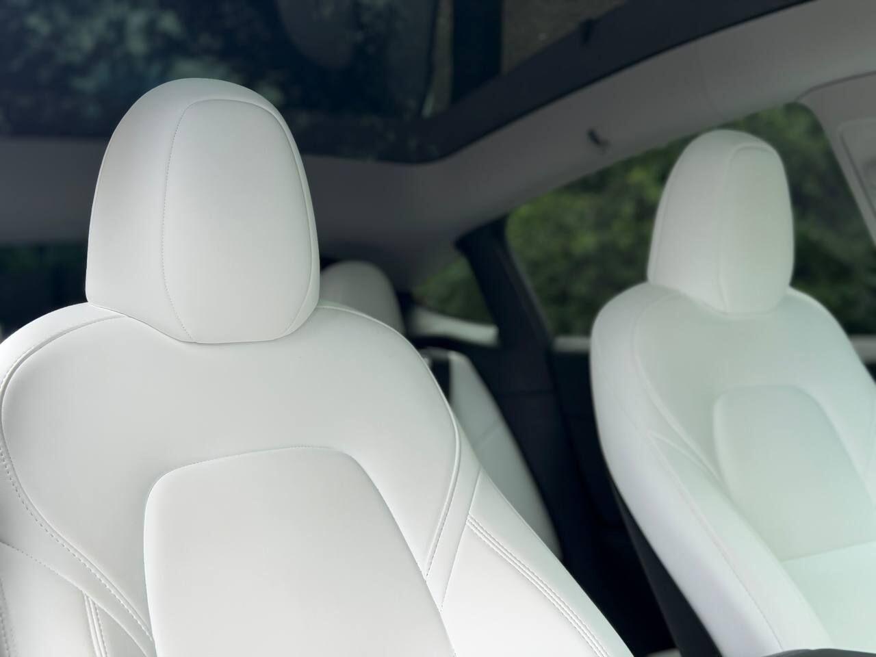 Tesla Model Y view 14