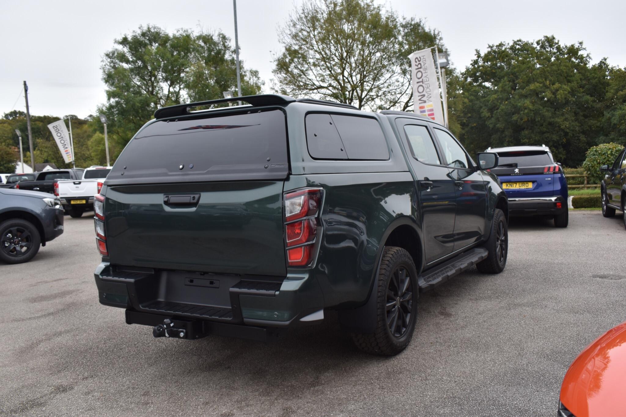 D-Max - 1.9 TD V-Cross Huntsman Auto 4WD Euro 6 - Image 12