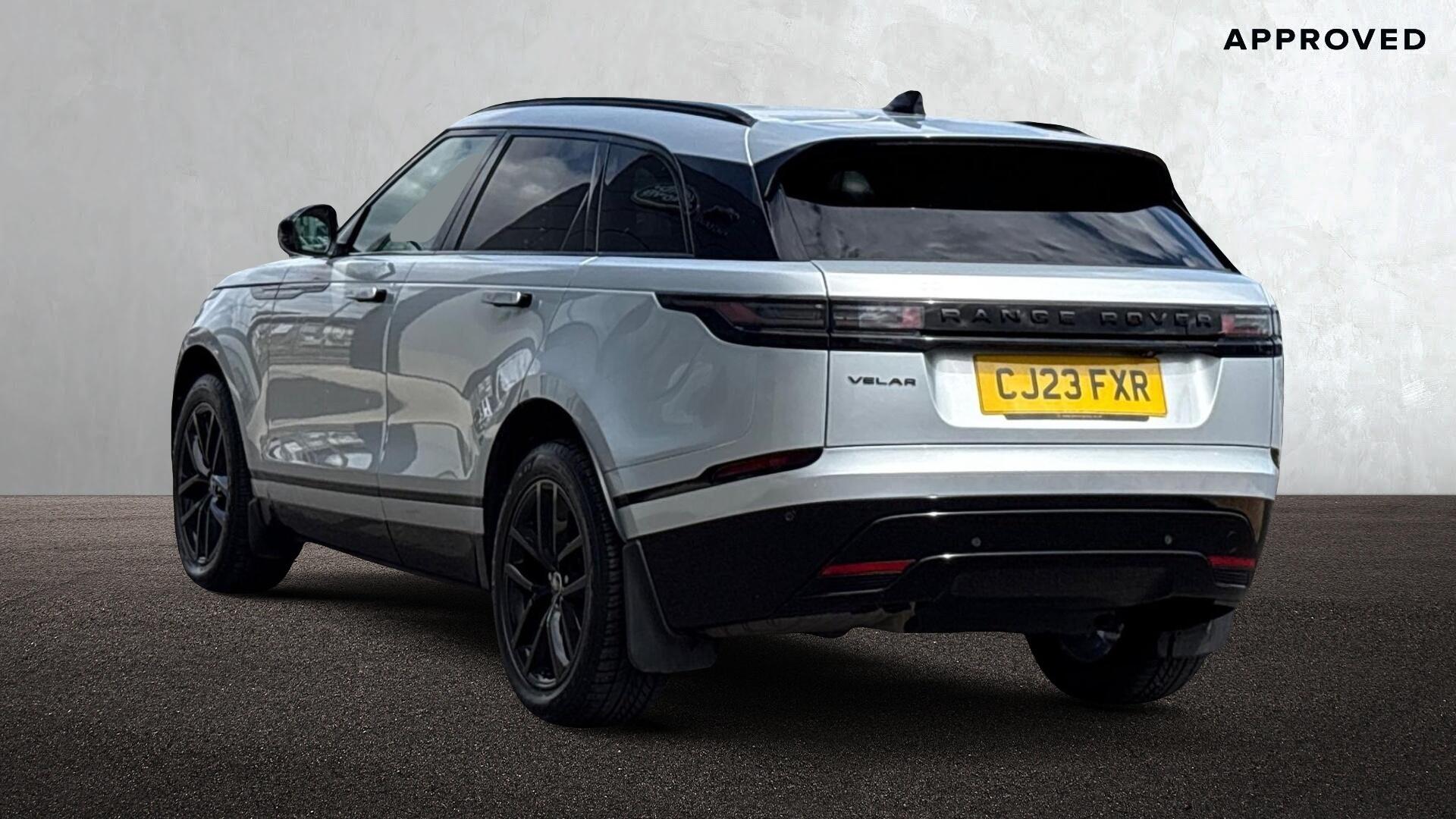 Land Rover Range Rover Velar view 2