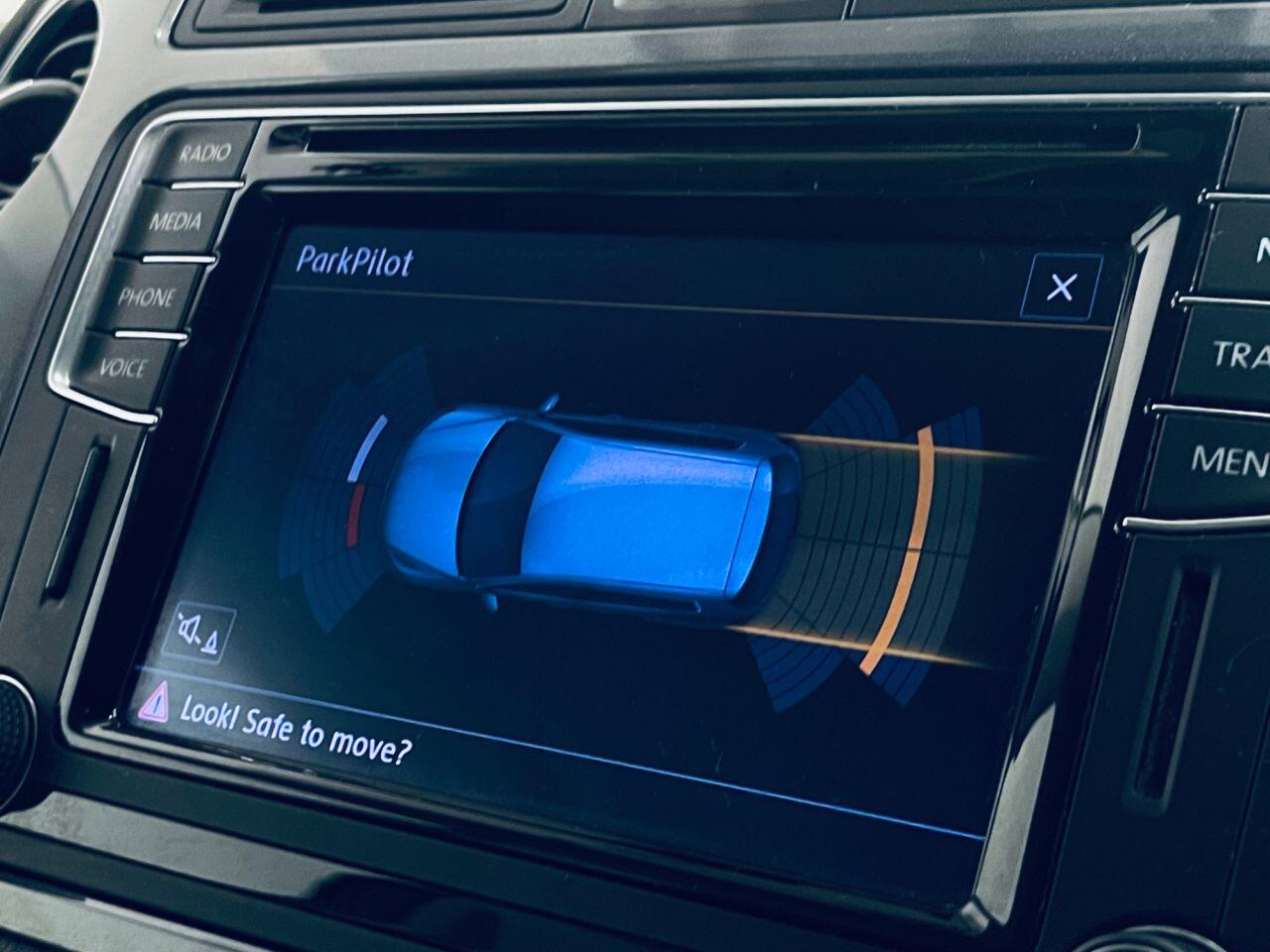 Volkswagen Tiguan view 2