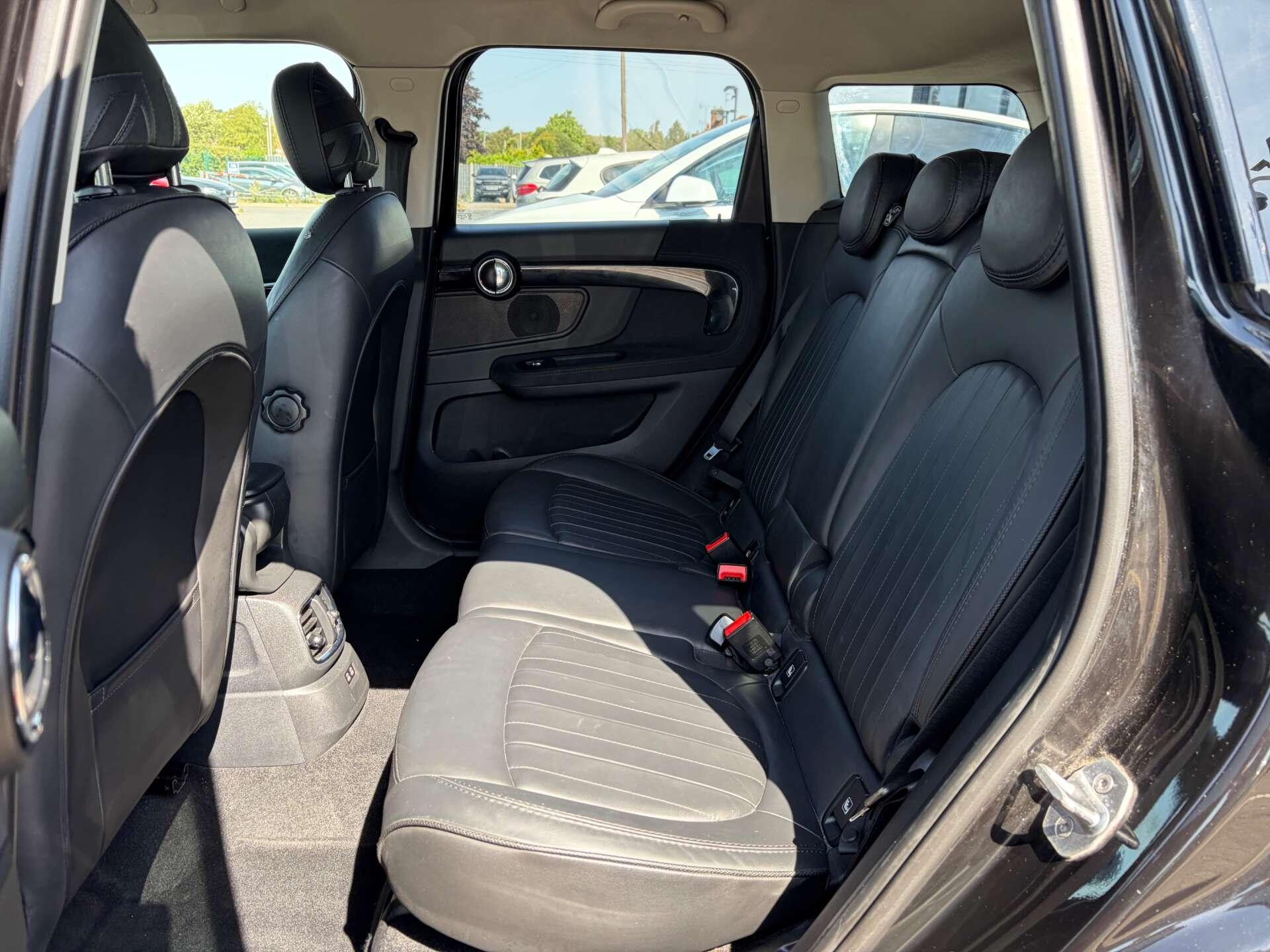 Mini Countryman view 20