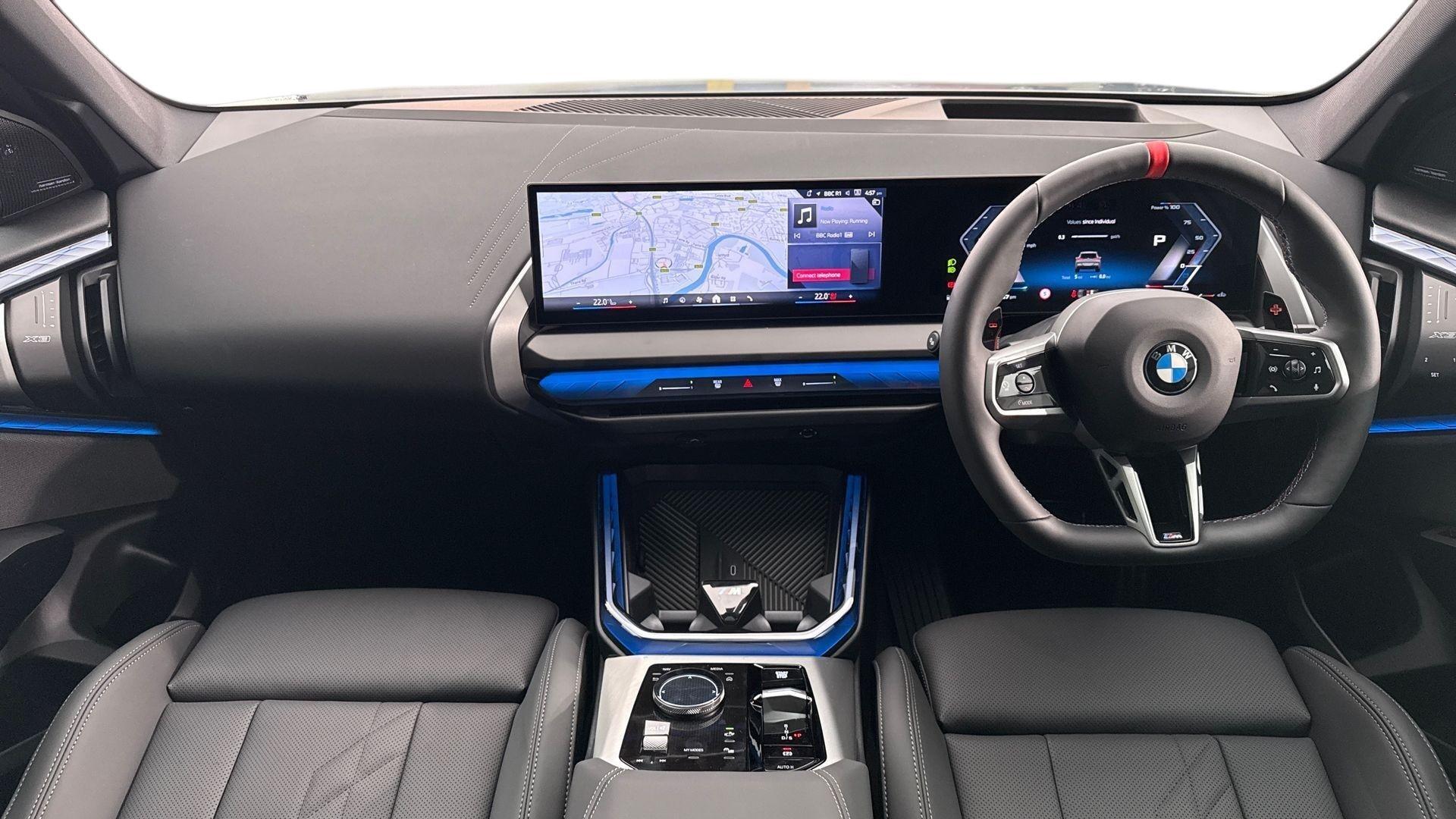 BMW X3 view 4