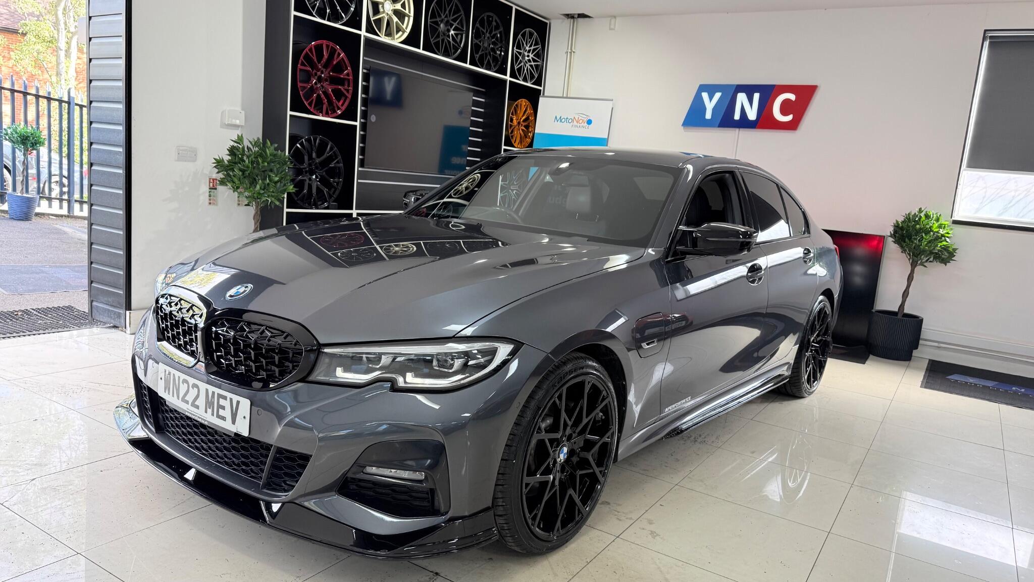 BMW 3 Series view 48