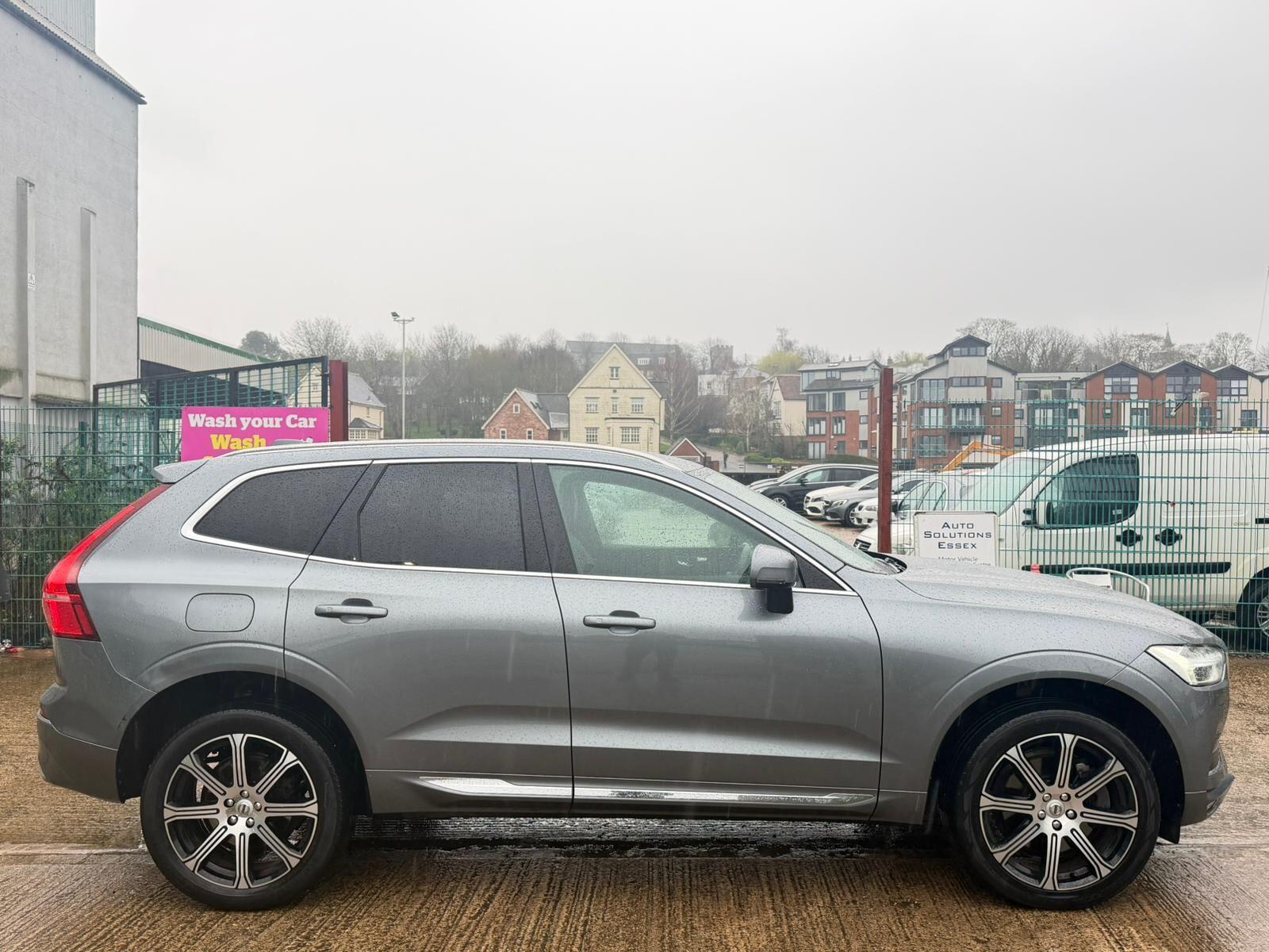 Volvo XC60 view 11