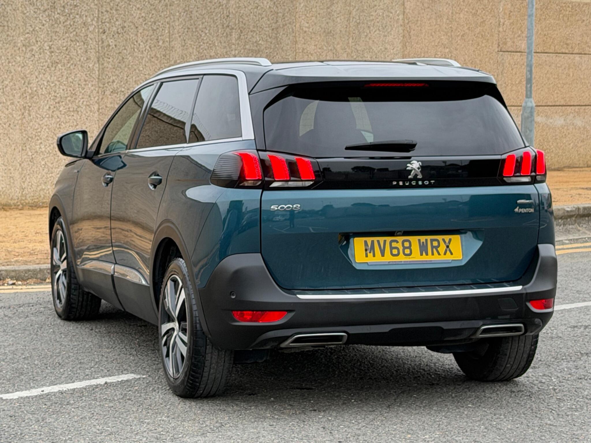 Peugeot 5008 view 36