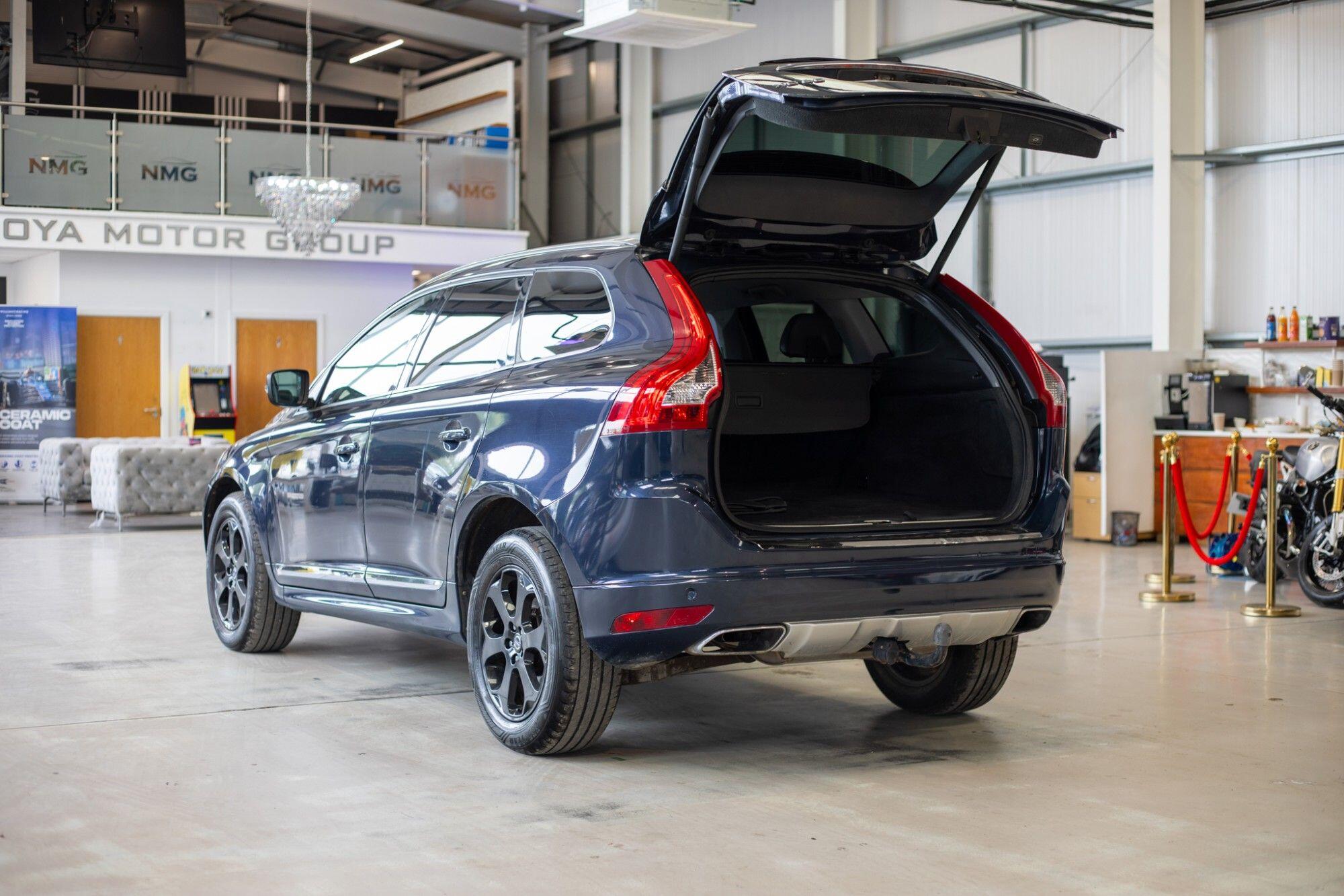 Volvo XC60 view 34