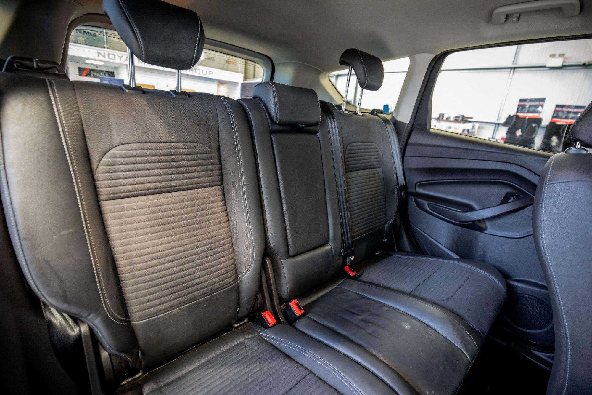 Ford Kuga view 13