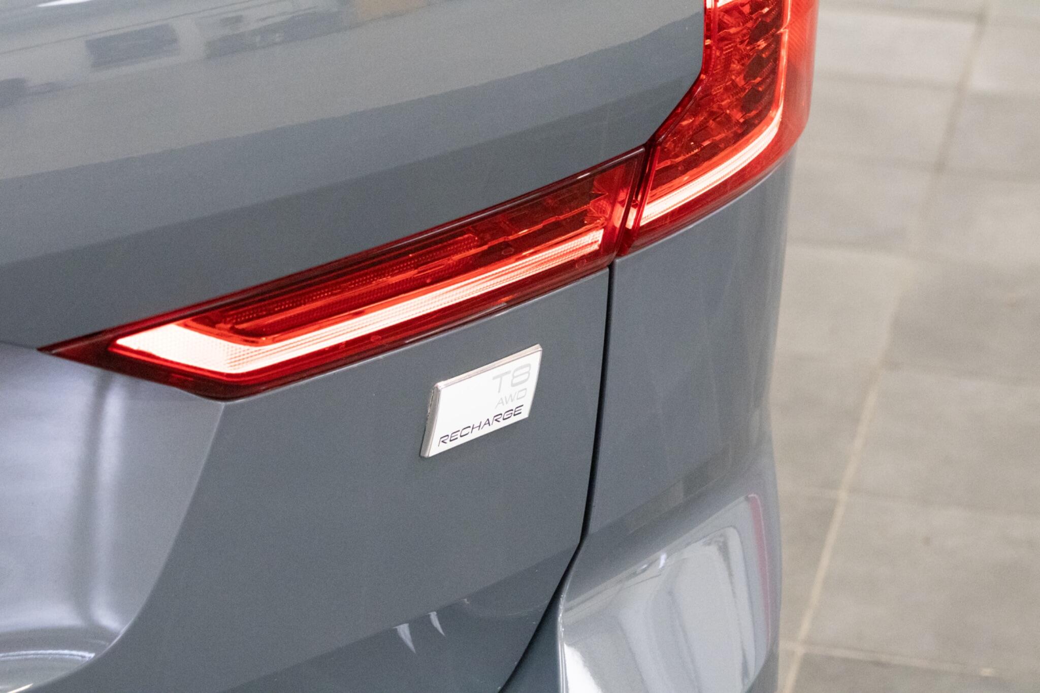 Volvo XC60 view 9