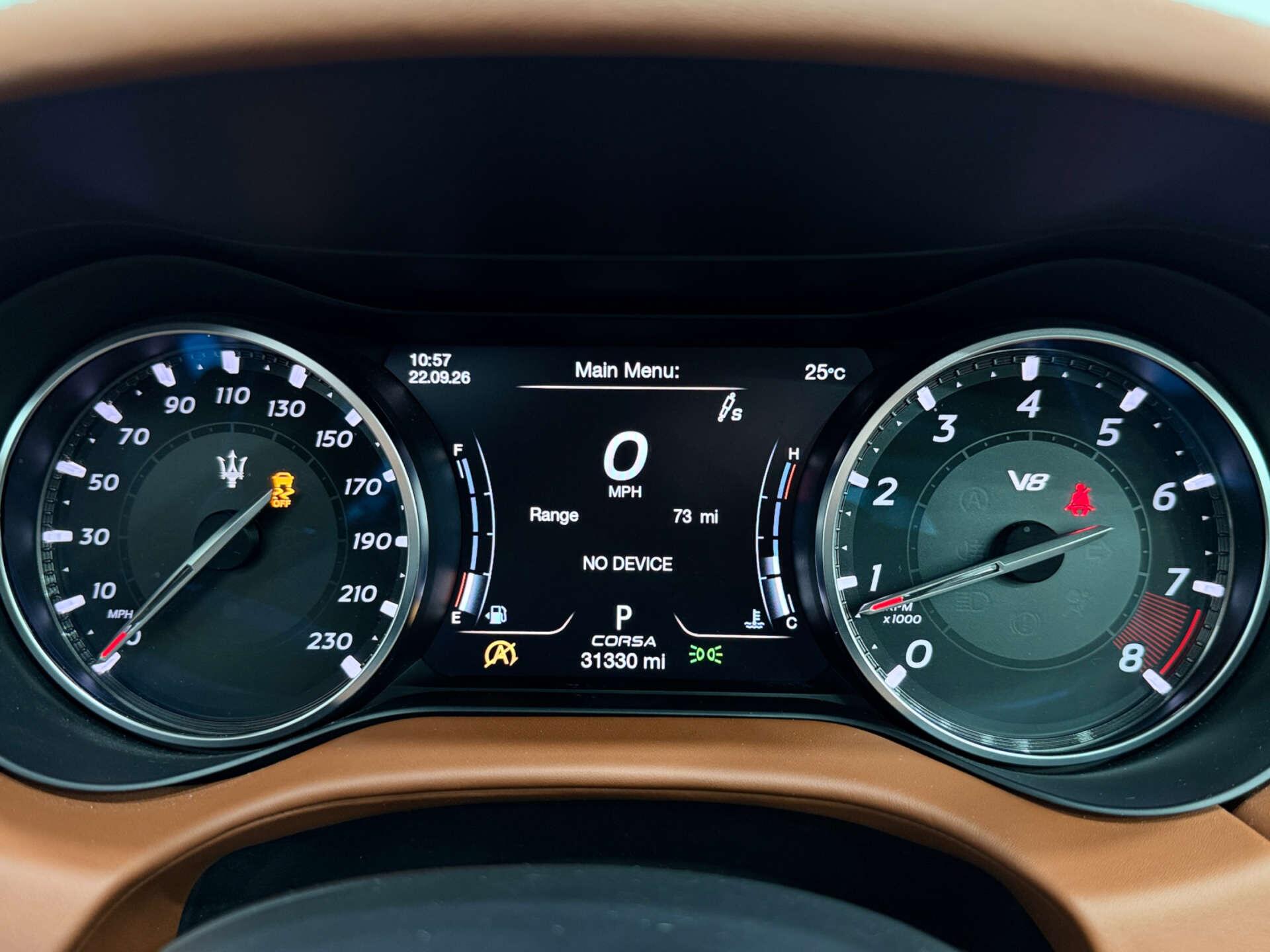 Maserati Ghibli view 23