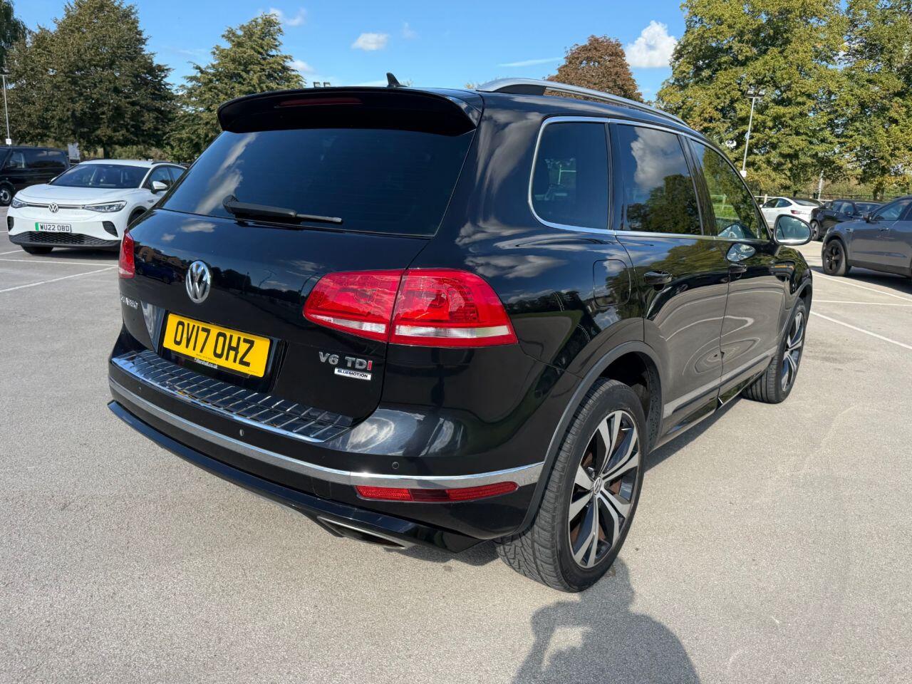 Volkswagen Touareg view 47