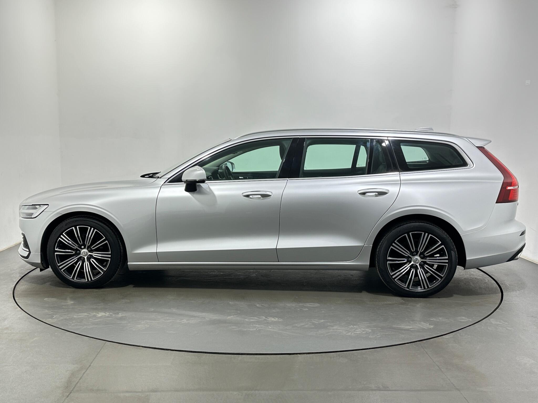 Volvo V60 view 5