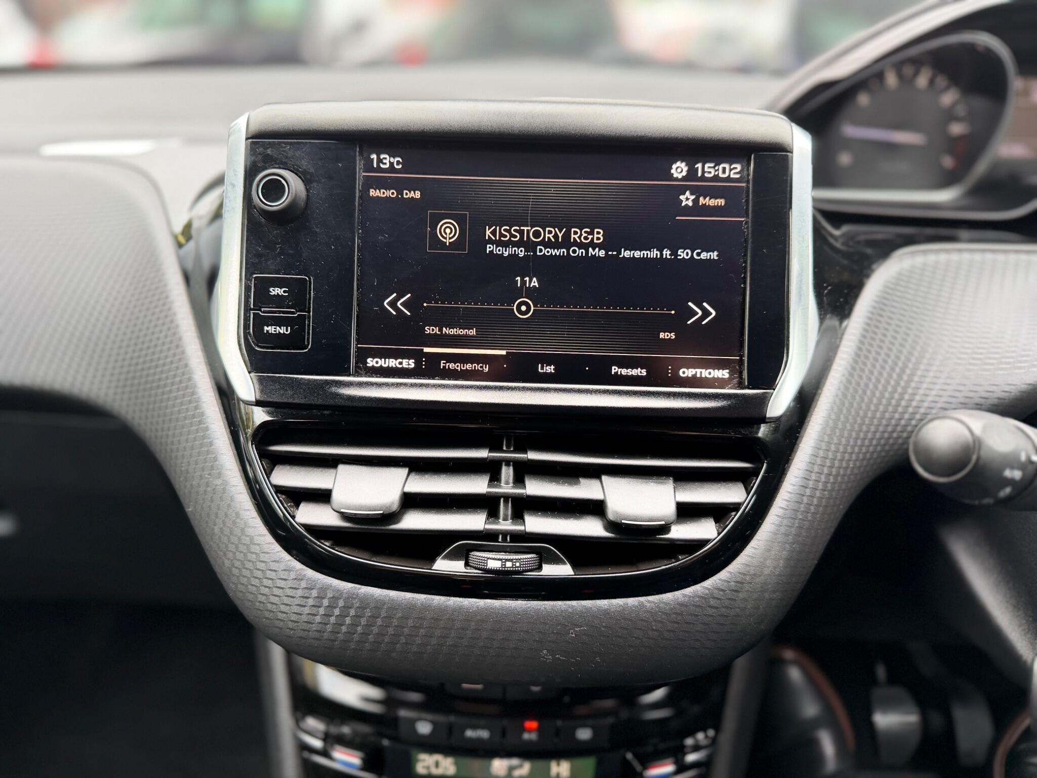 Peugeot 2008 view 63