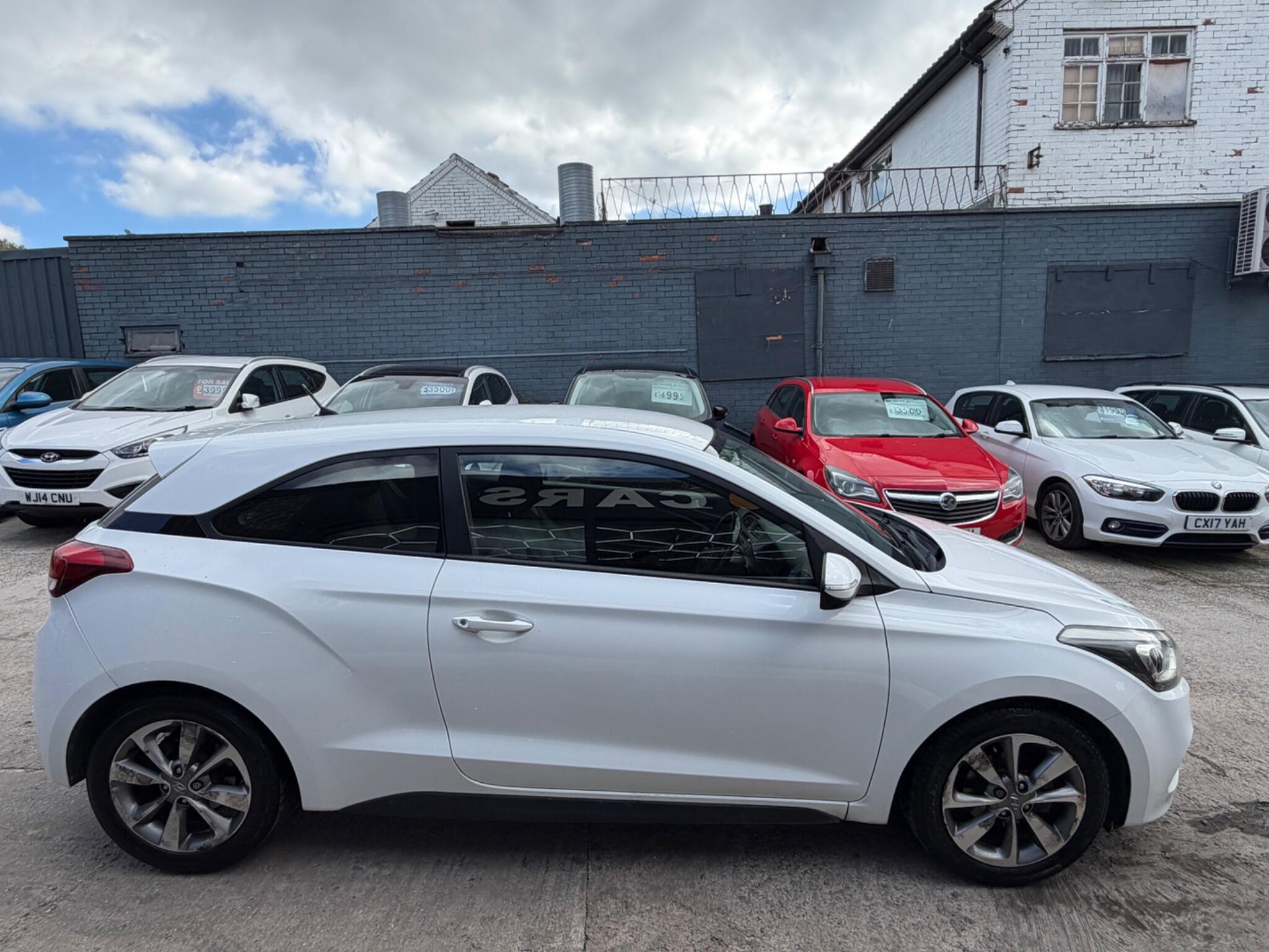 Hyundai I20 view 8