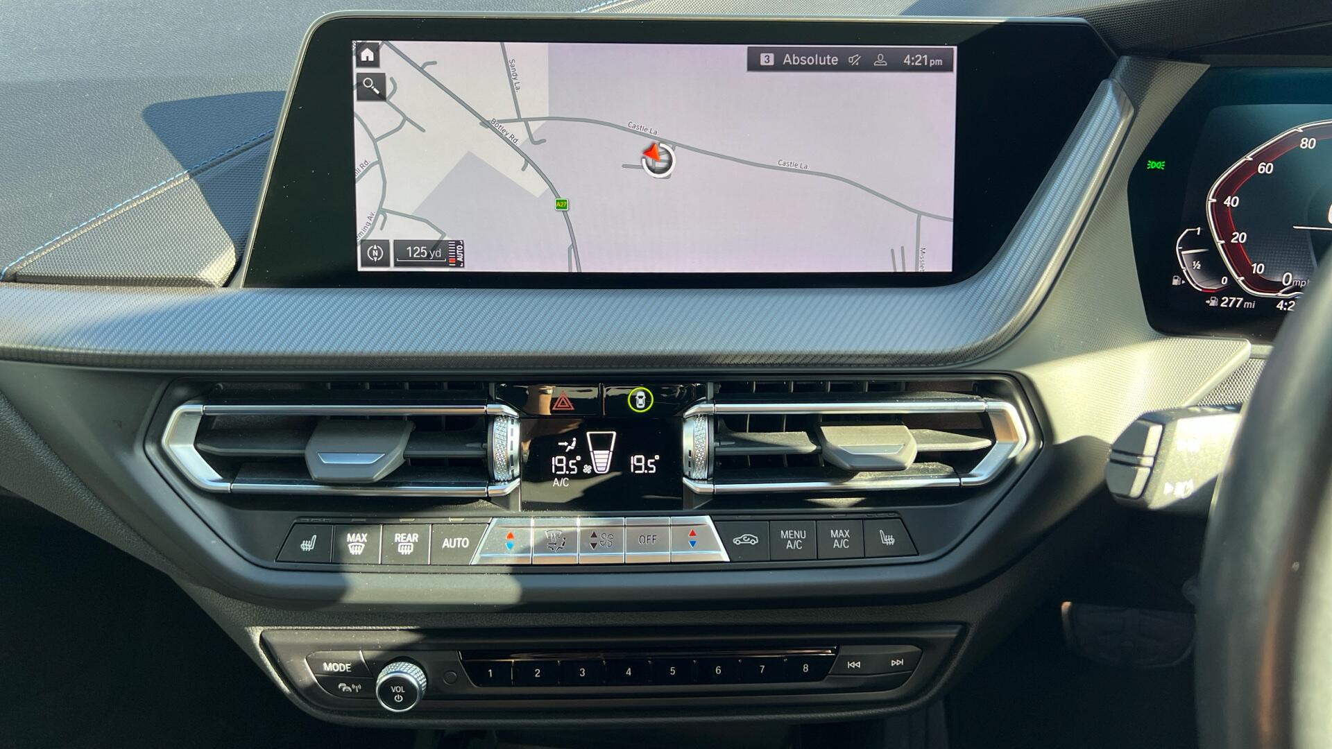 BMW 2 Series view 8
