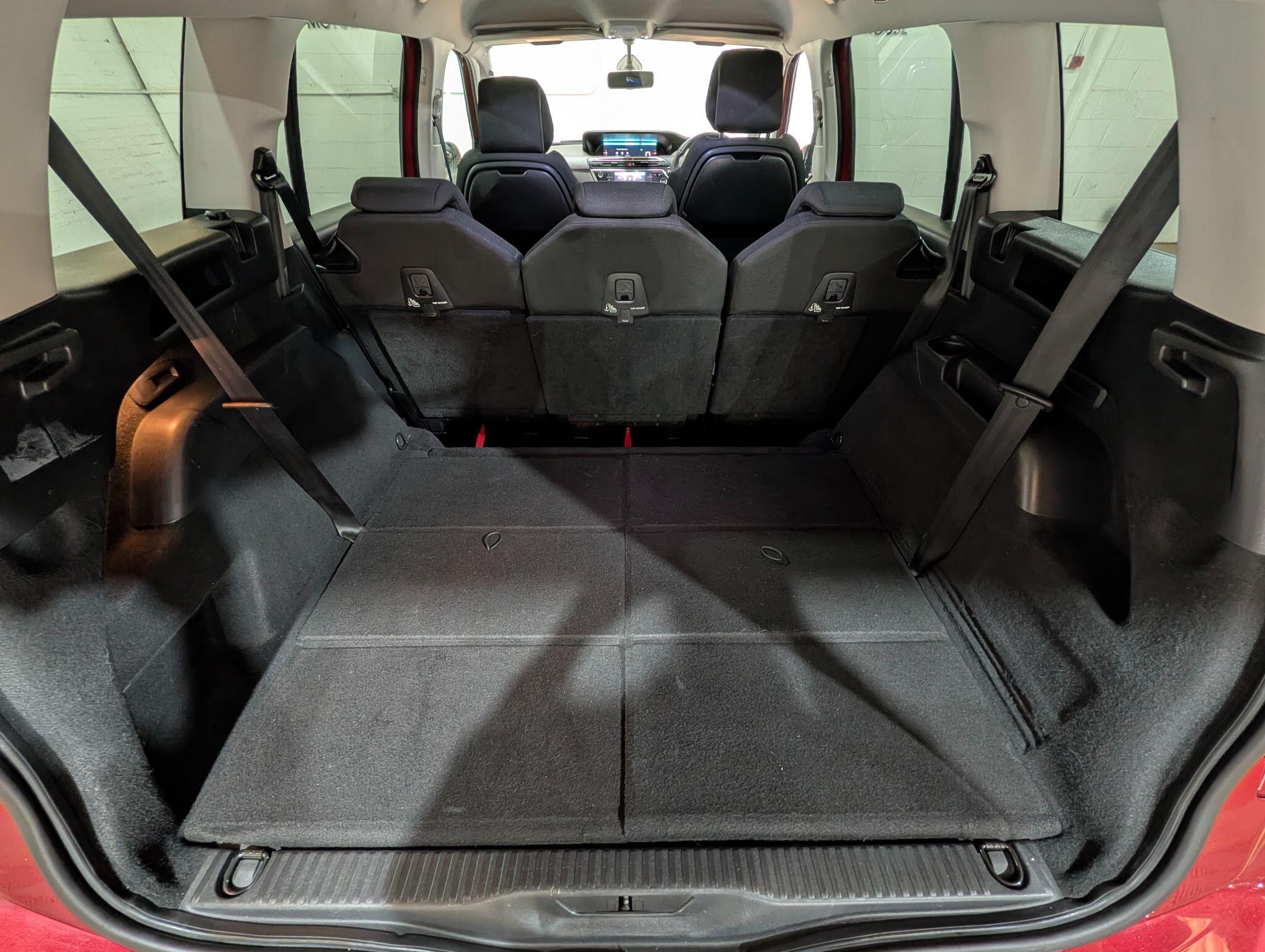 Citroen Grand C4 Picasso view 73