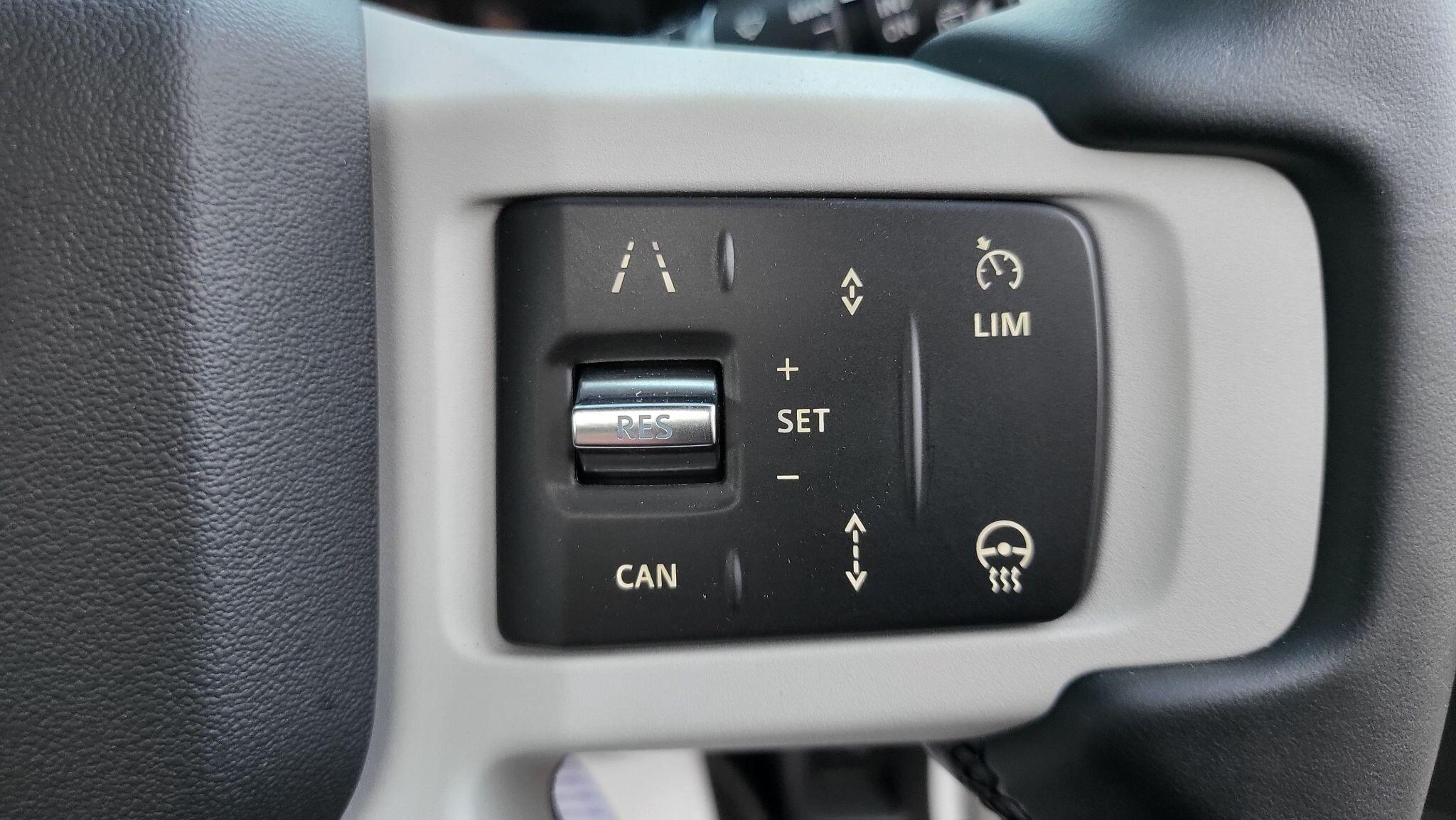 Land Rover Defender view 17