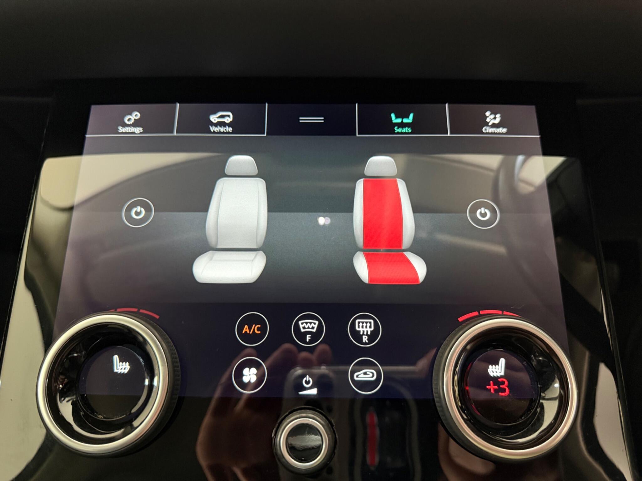 Land Rover Range Rover Evoque view 7