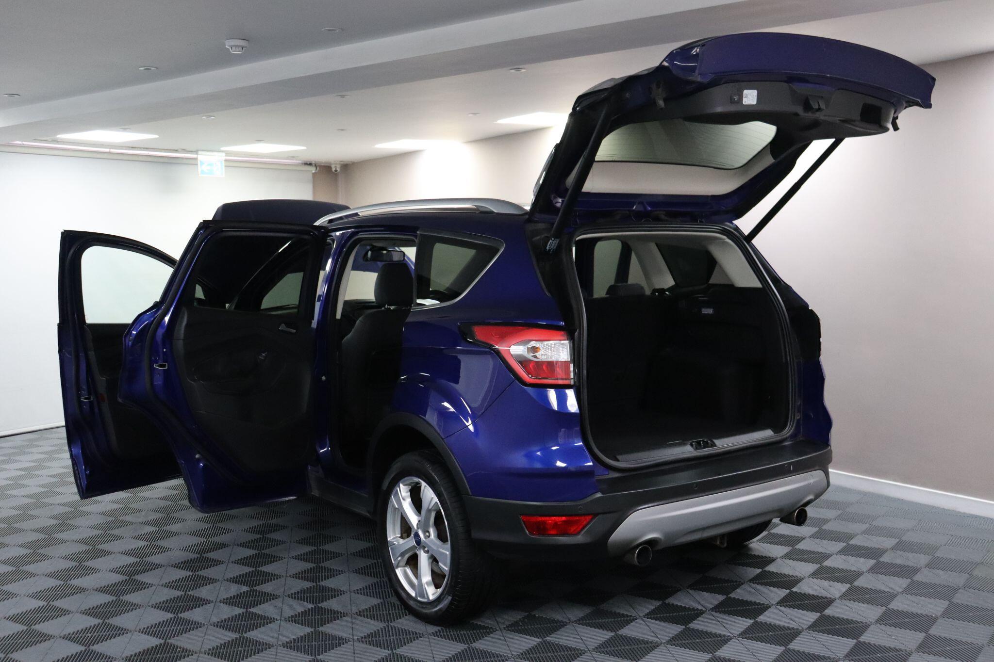 Ford Kuga view 21