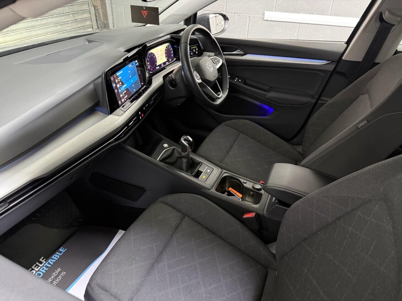 Volkswagen Golf view 16
