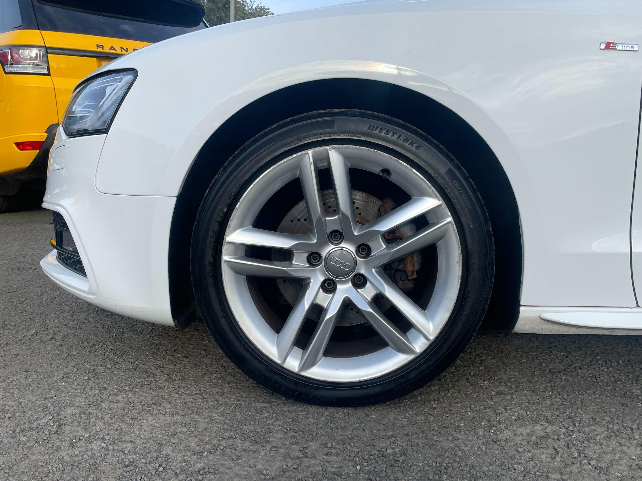 Audi A5 view 8