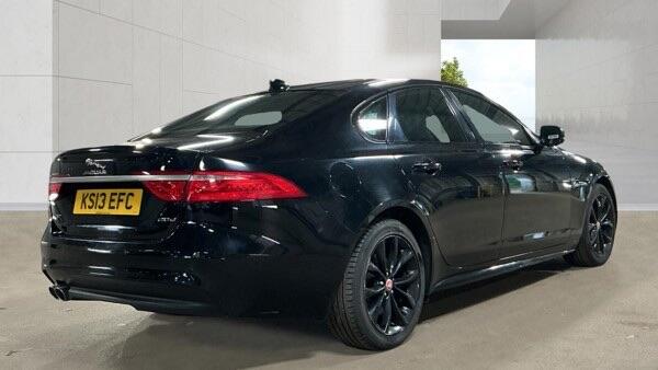 Jaguar XF view 2