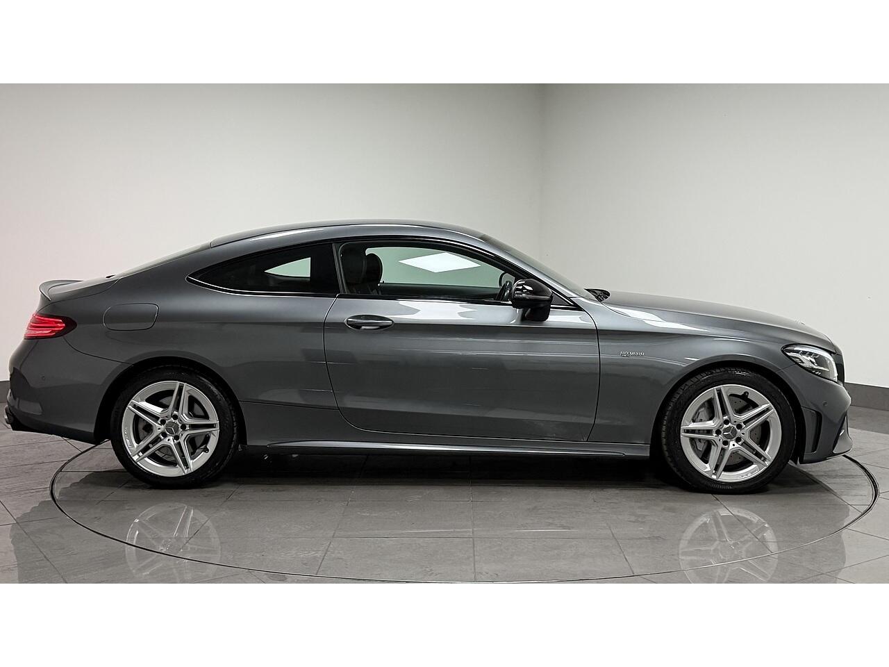 Mercedes-Benz C-Class view 8