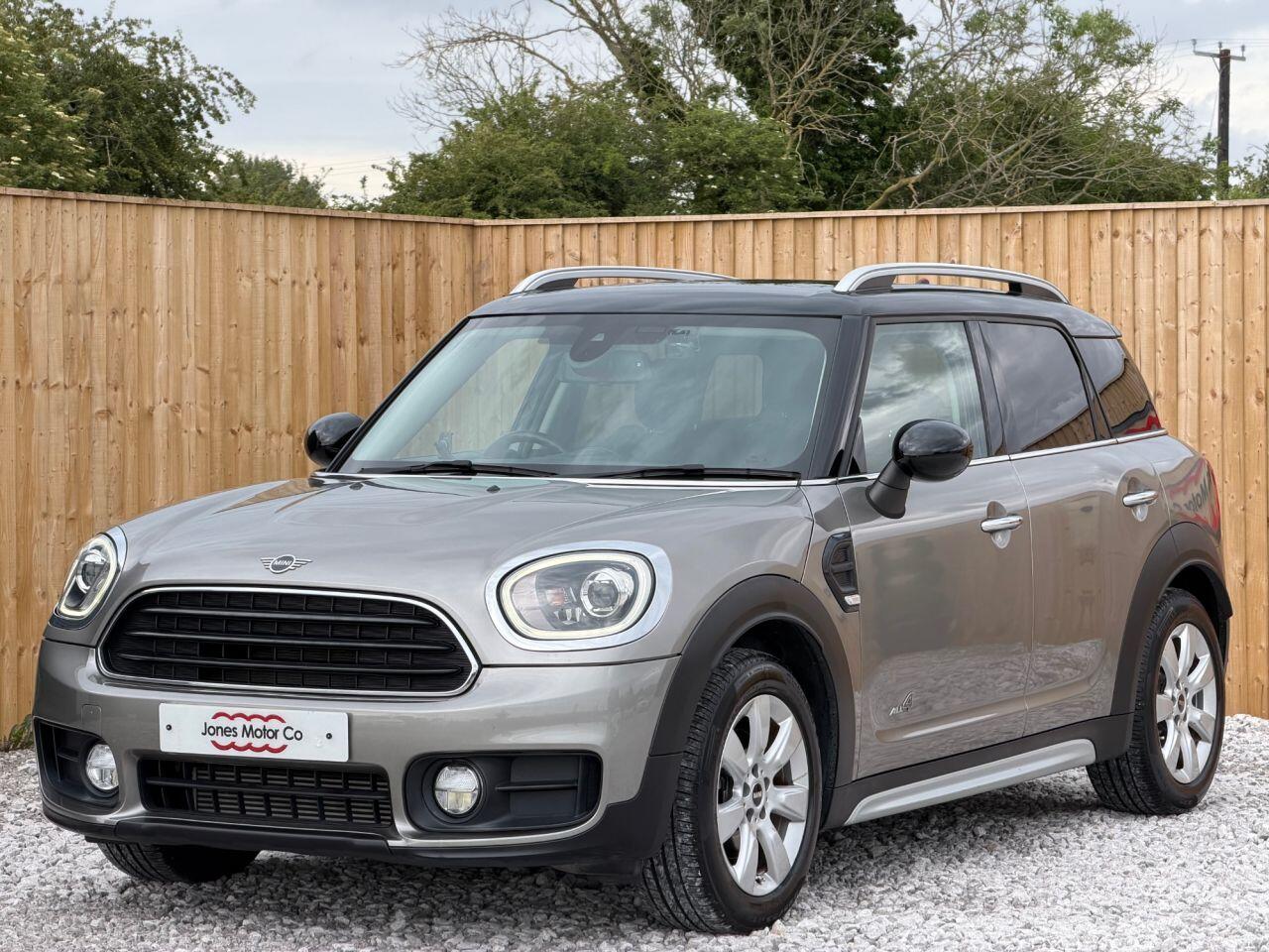 Mini Countryman view 4