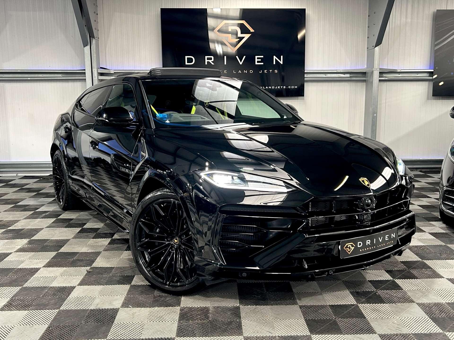 2025 Lamborghini Urus in Black for sale