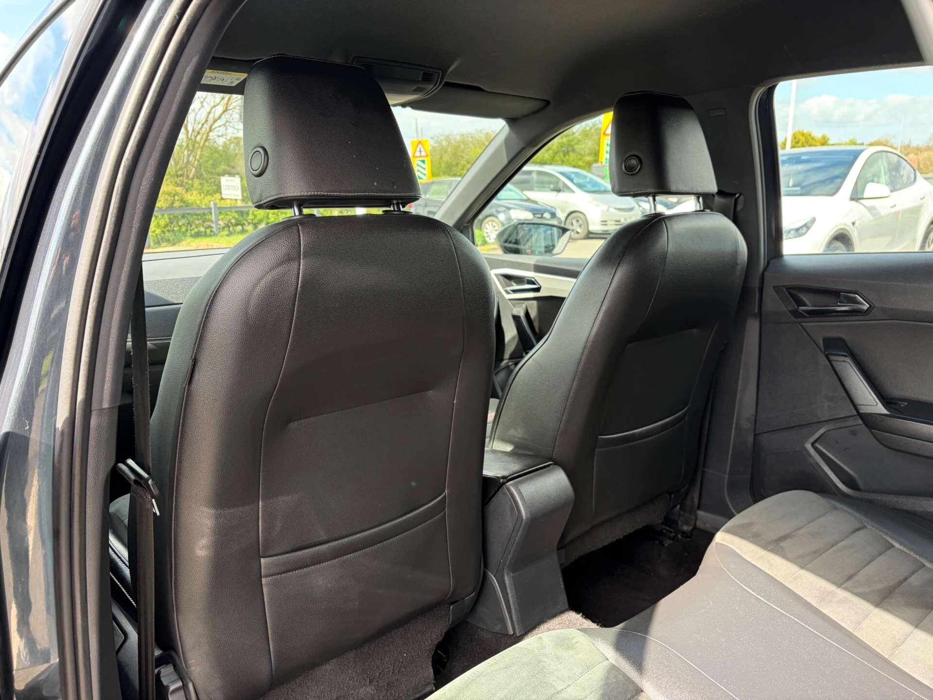 Seat Arona view 22