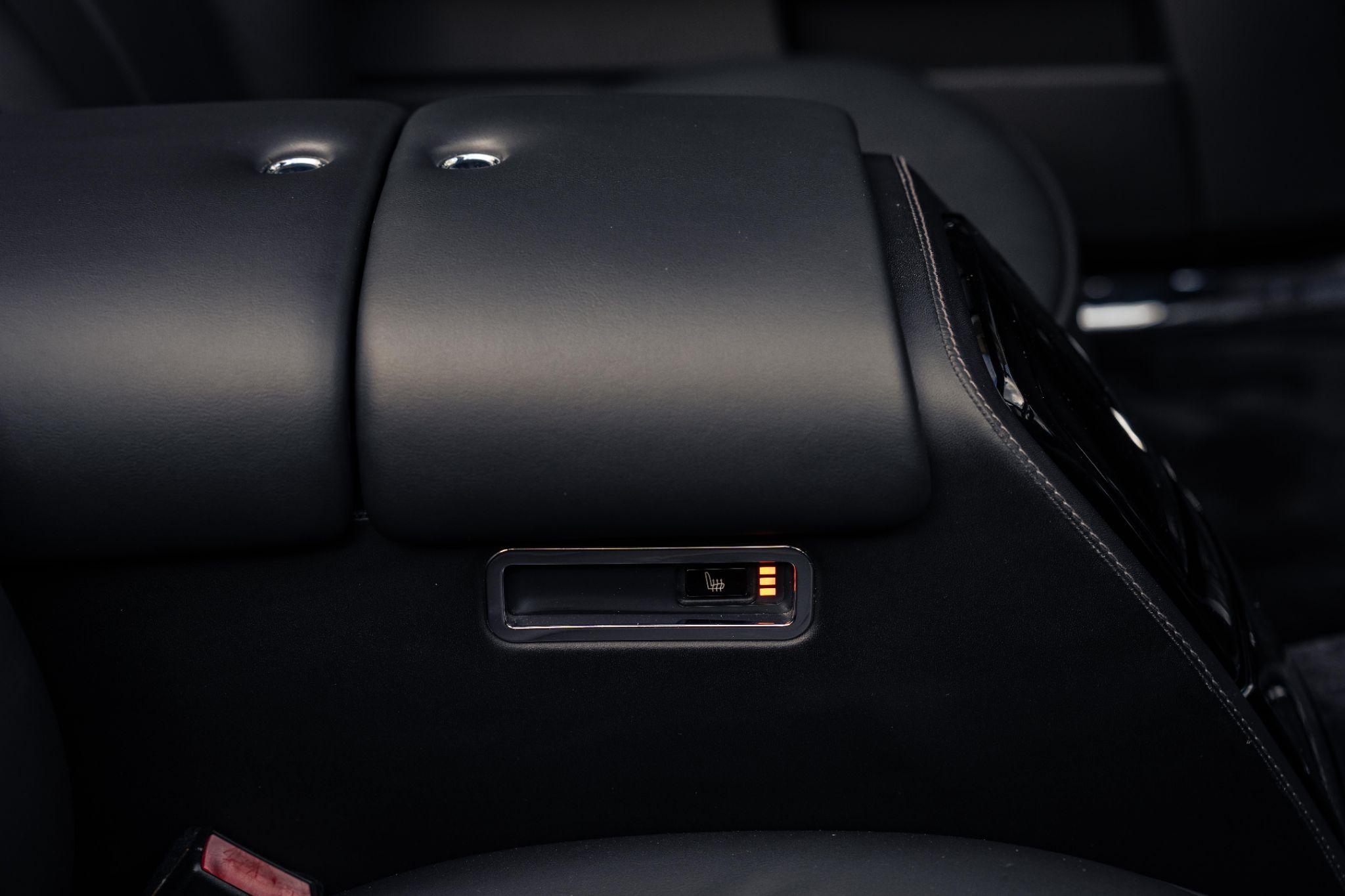 Rolls-Royce Phantom view 54