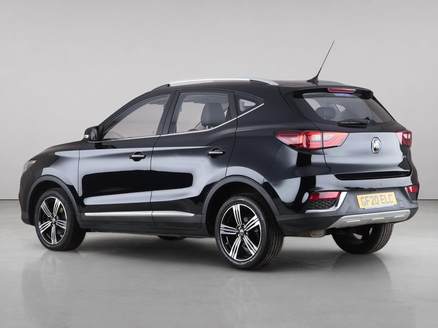 MG ZS view 8