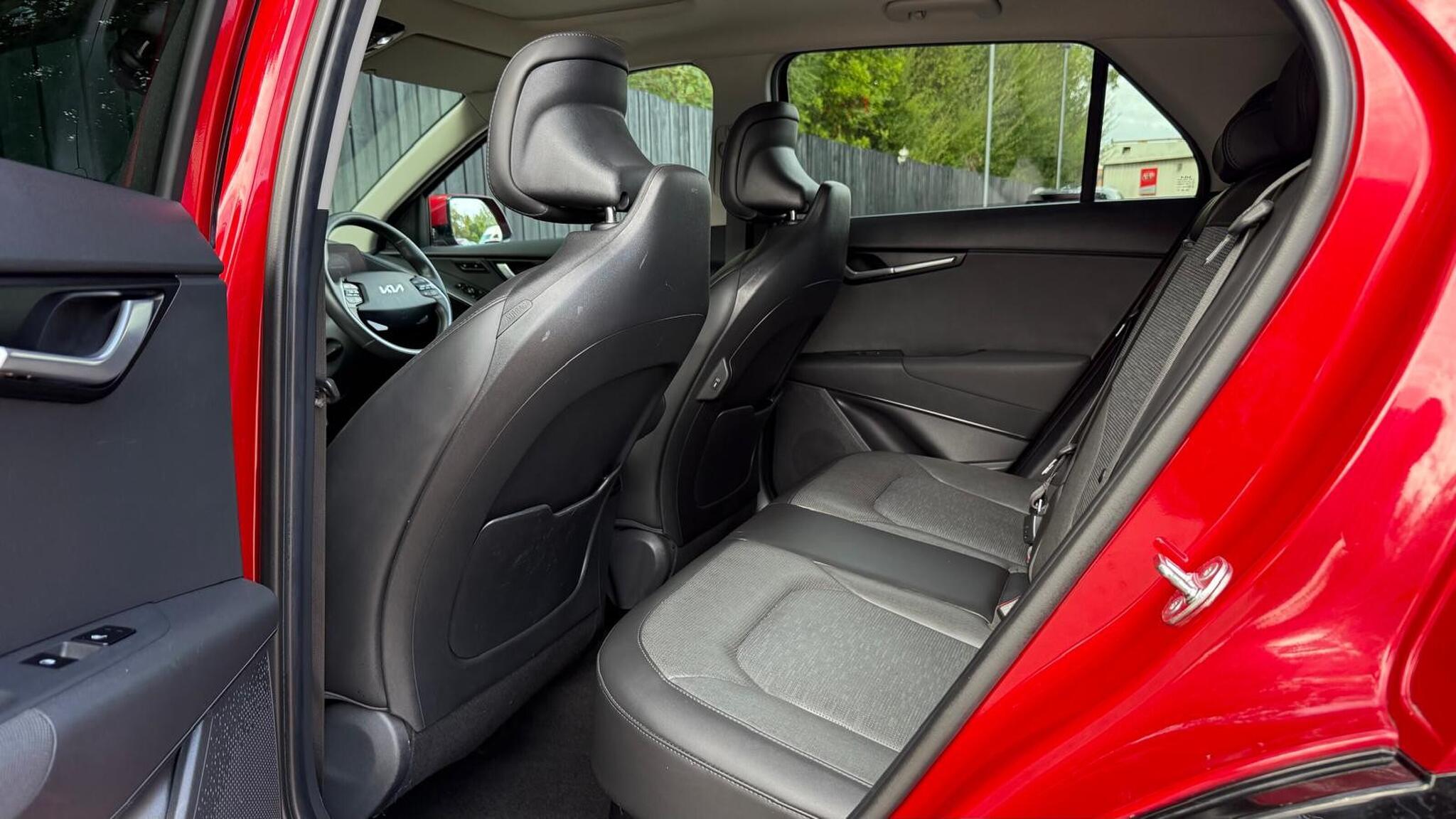 Kia Niro view 28