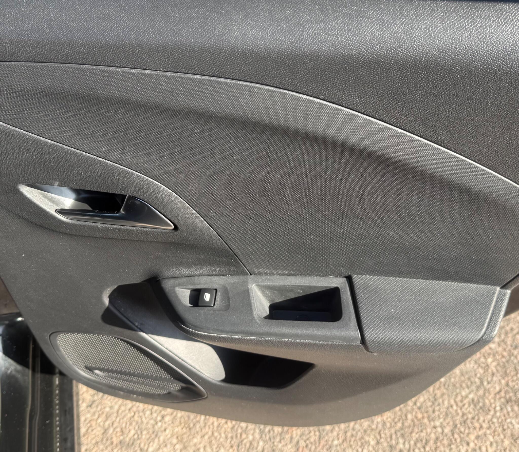 Vauxhall Corsa view 19