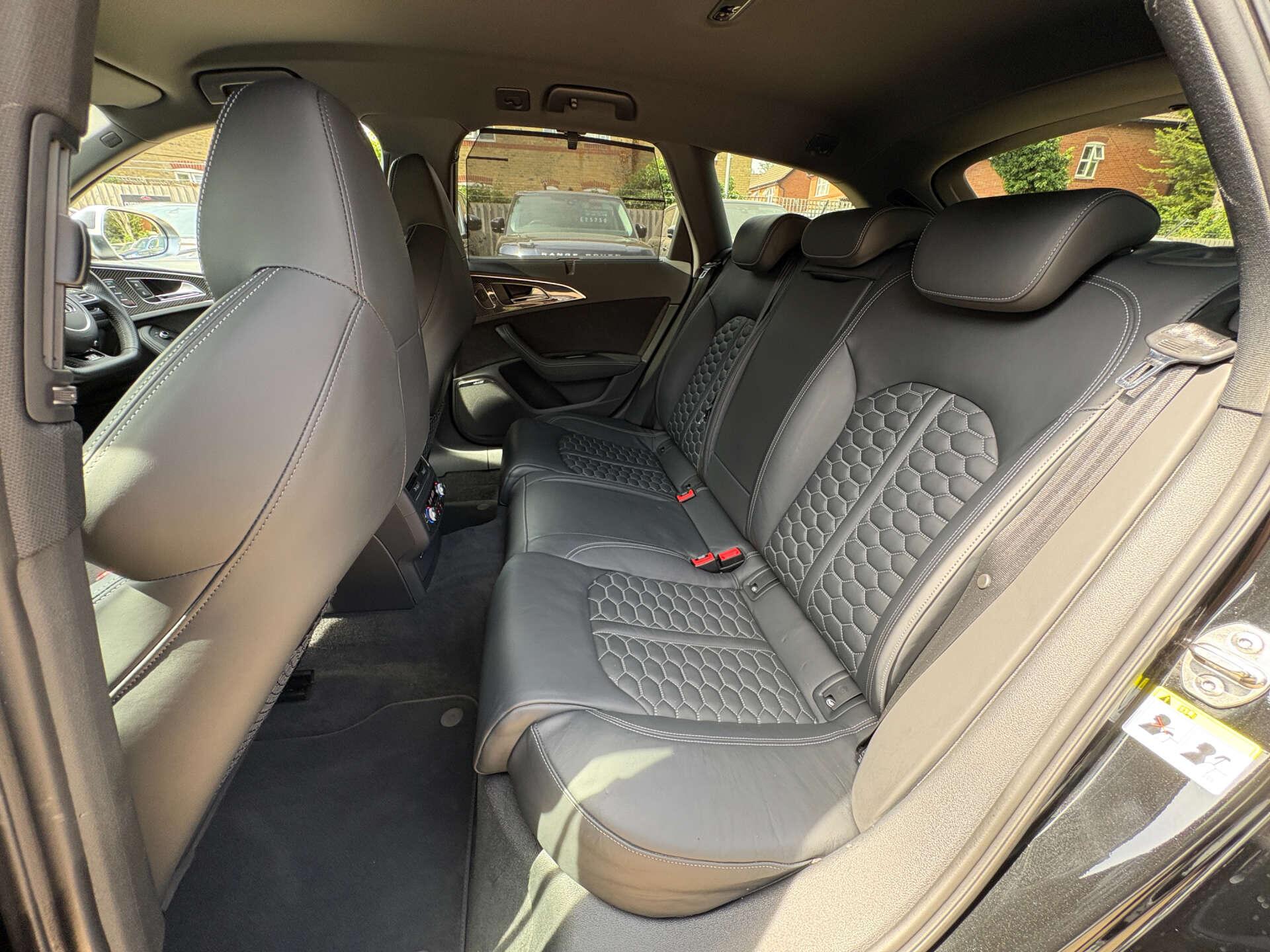Audi RS6 Avant view 62