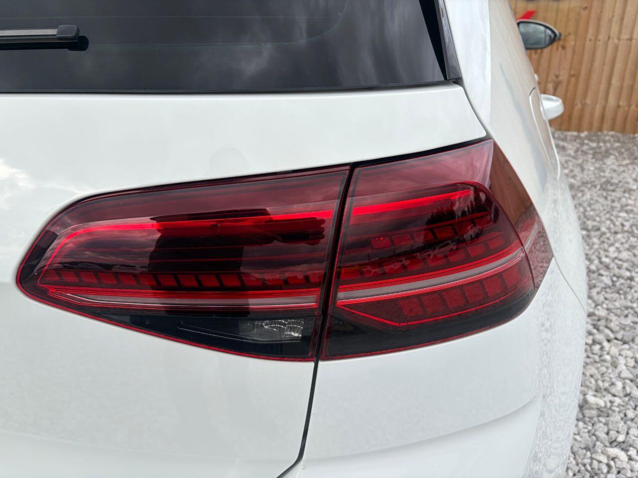 Volkswagen Golf view 15