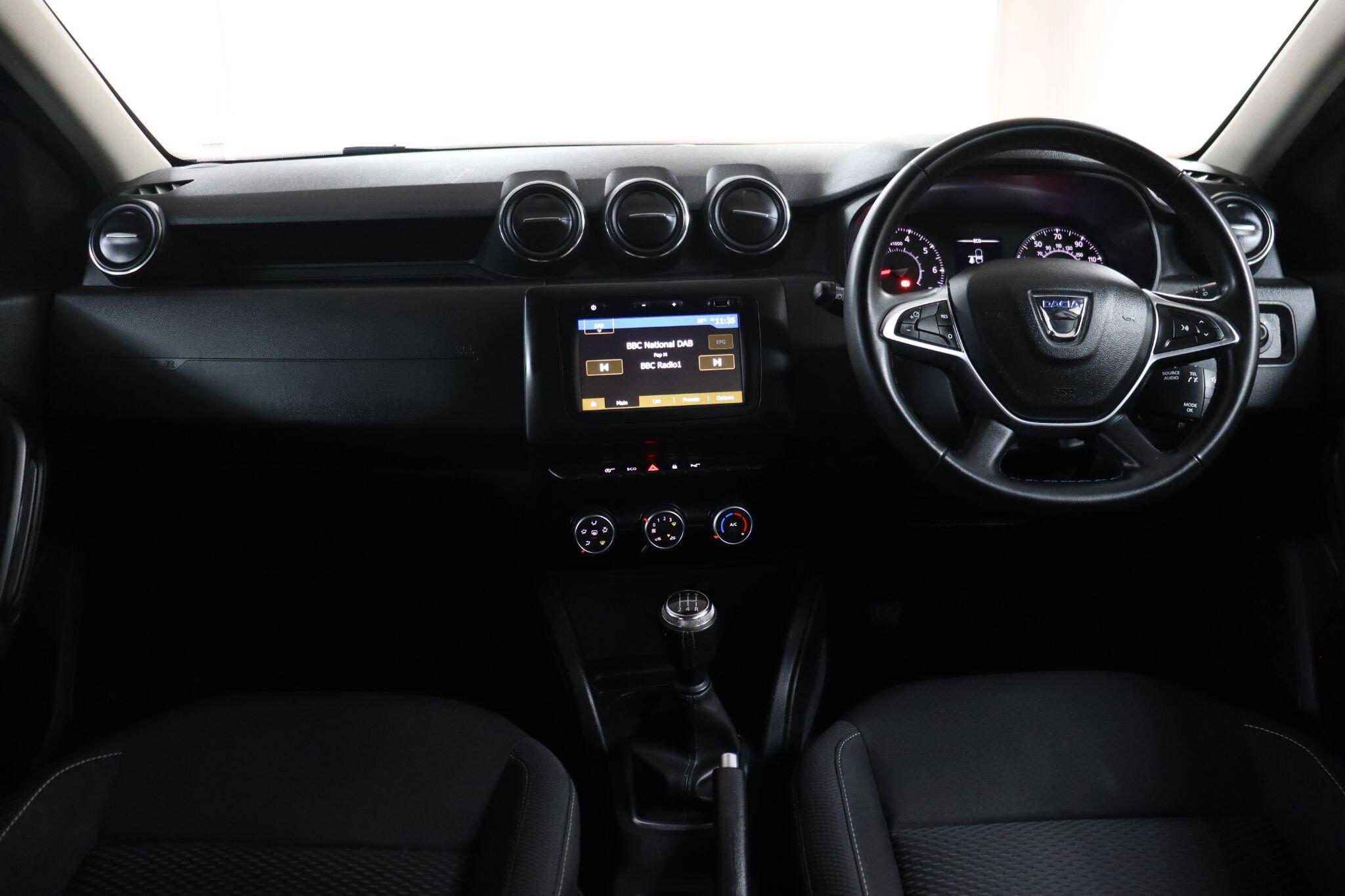 Dacia Duster view 40