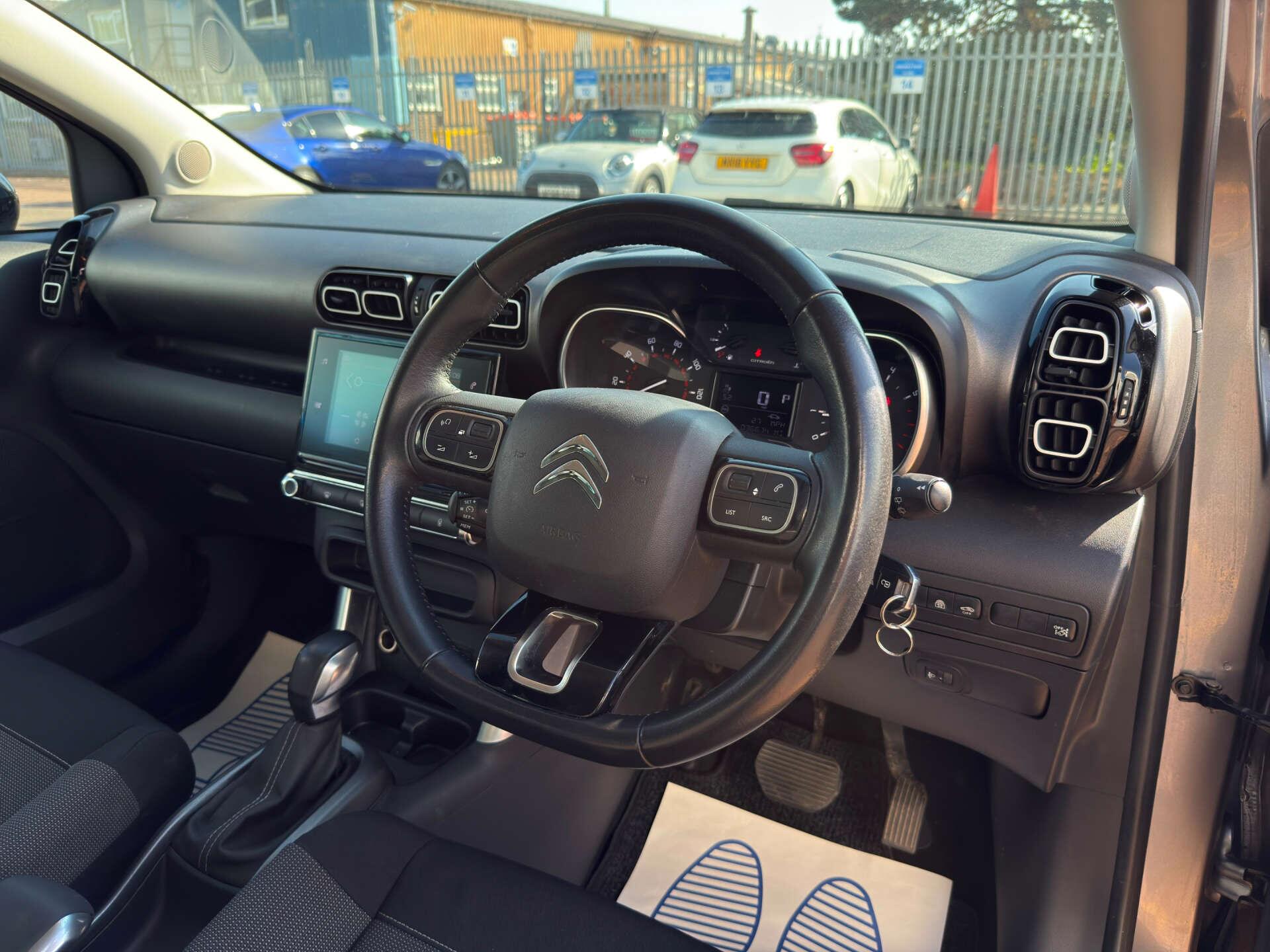 Citroen C3 Aircross view 22